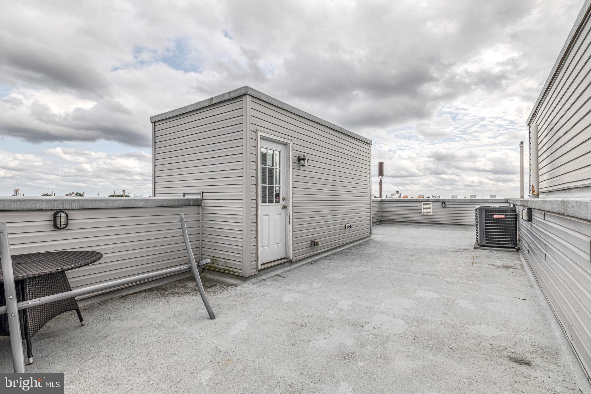 PASSYUNK SQUARE - Residential