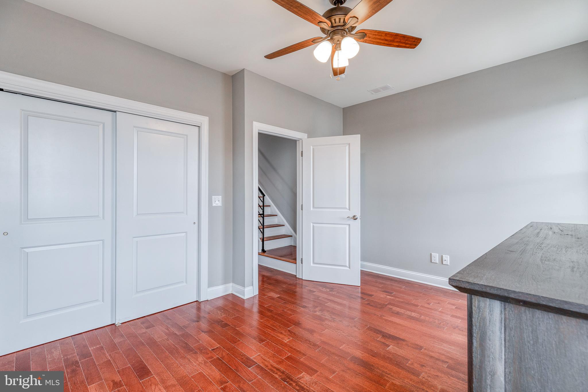 PASSYUNK SQUARE - Residential