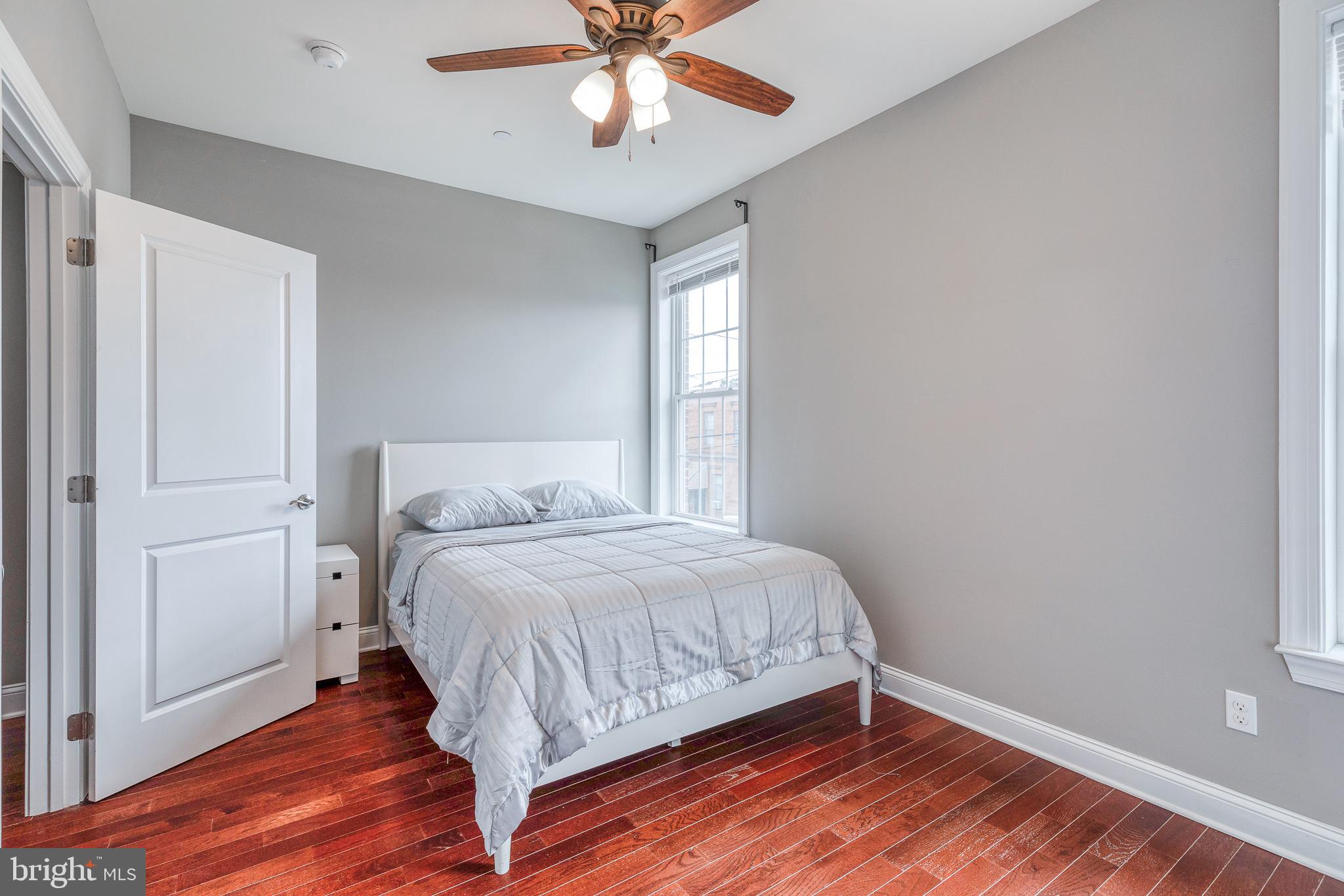 PASSYUNK SQUARE - Residential