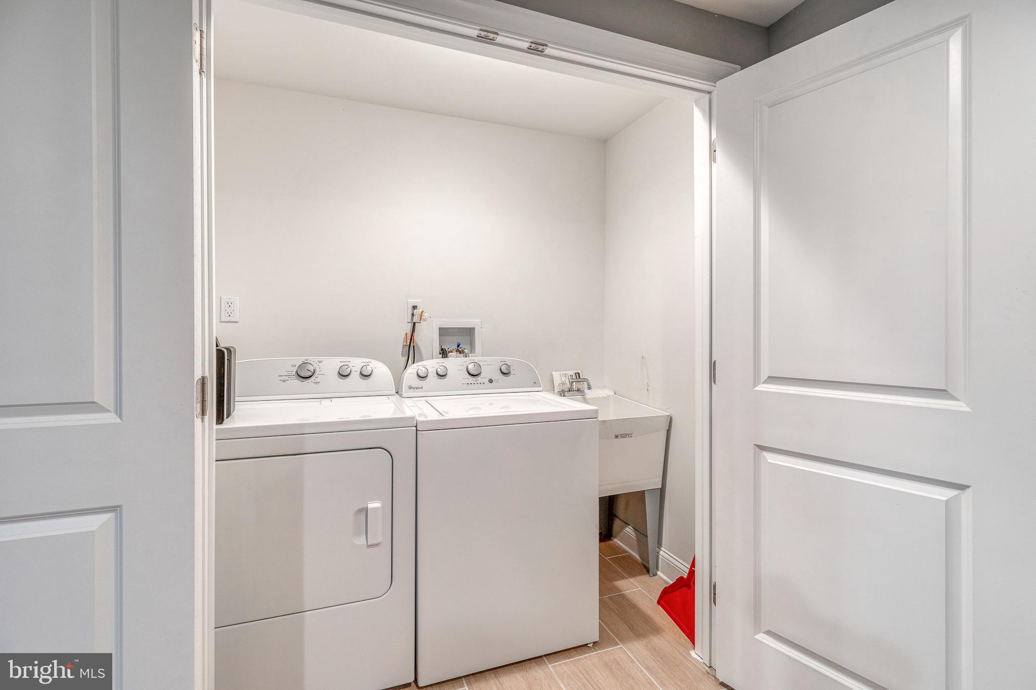 PASSYUNK SQUARE - Residential