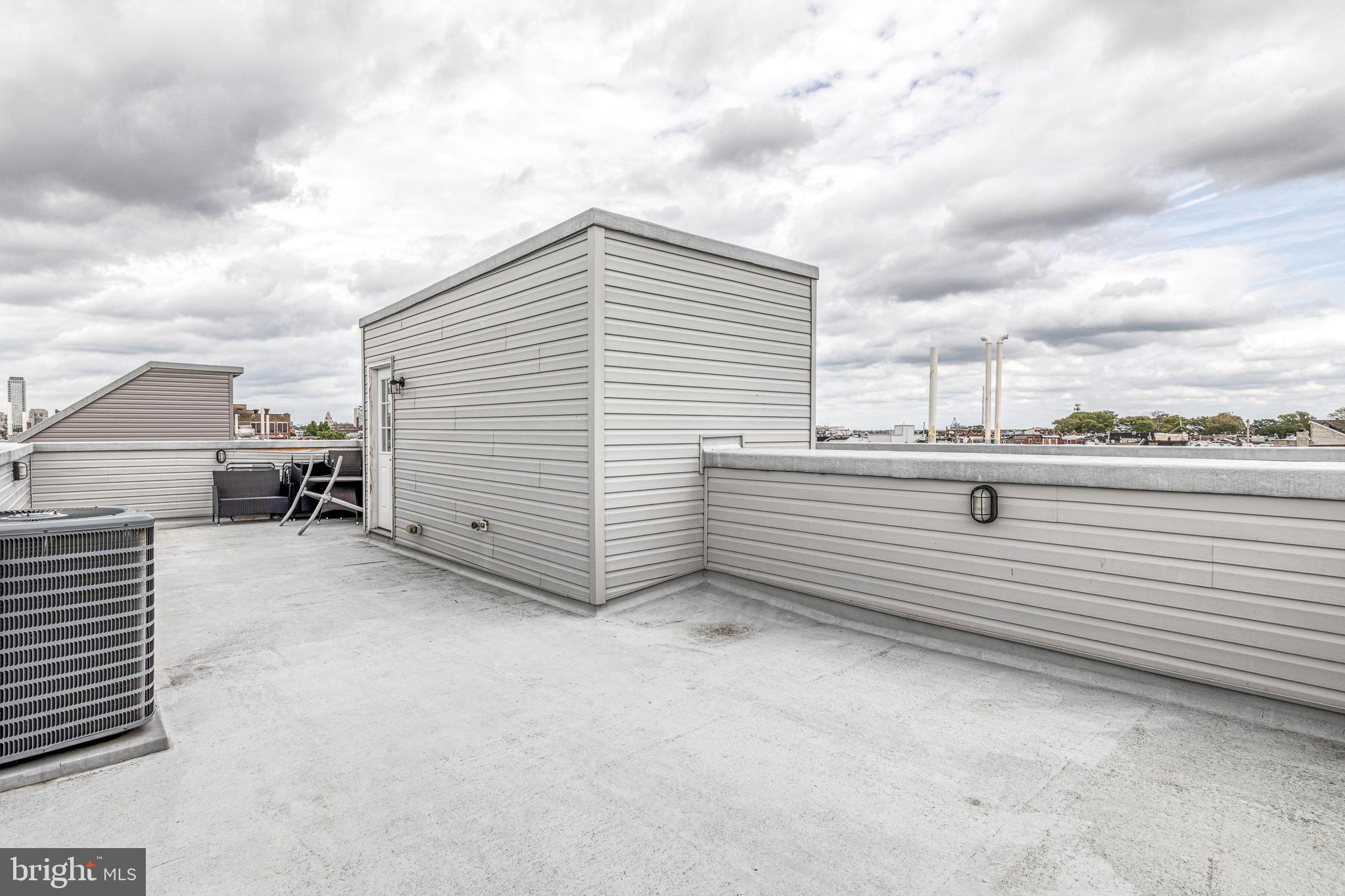 PASSYUNK SQUARE - Residential