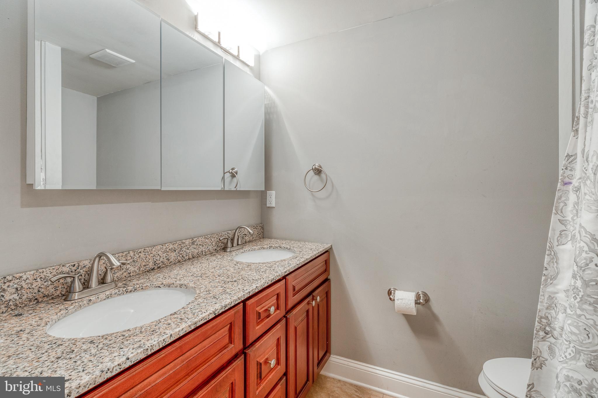 PASSYUNK SQUARE - Residential