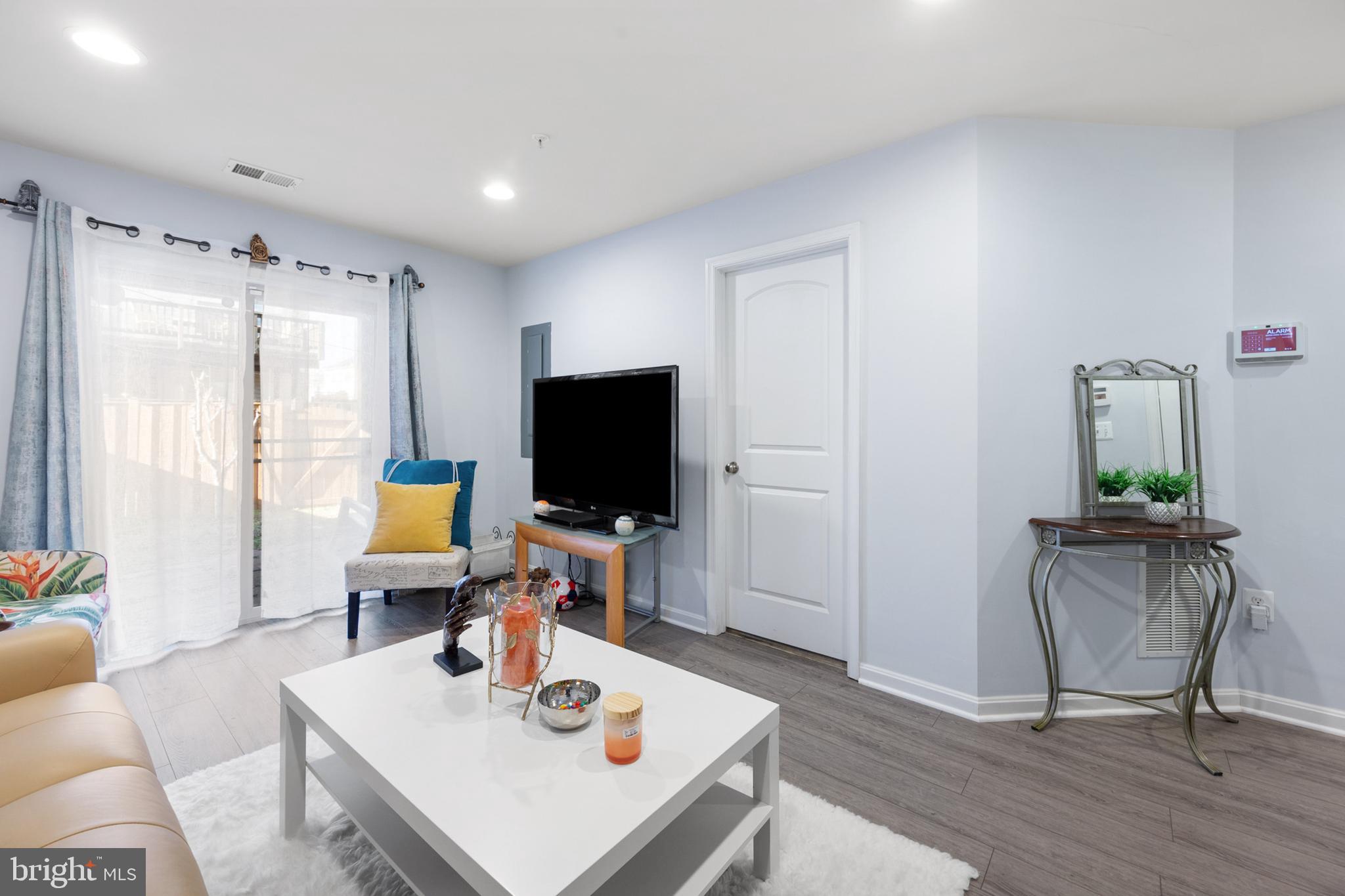 MANORS AT BALLENGER CREEK - Residential