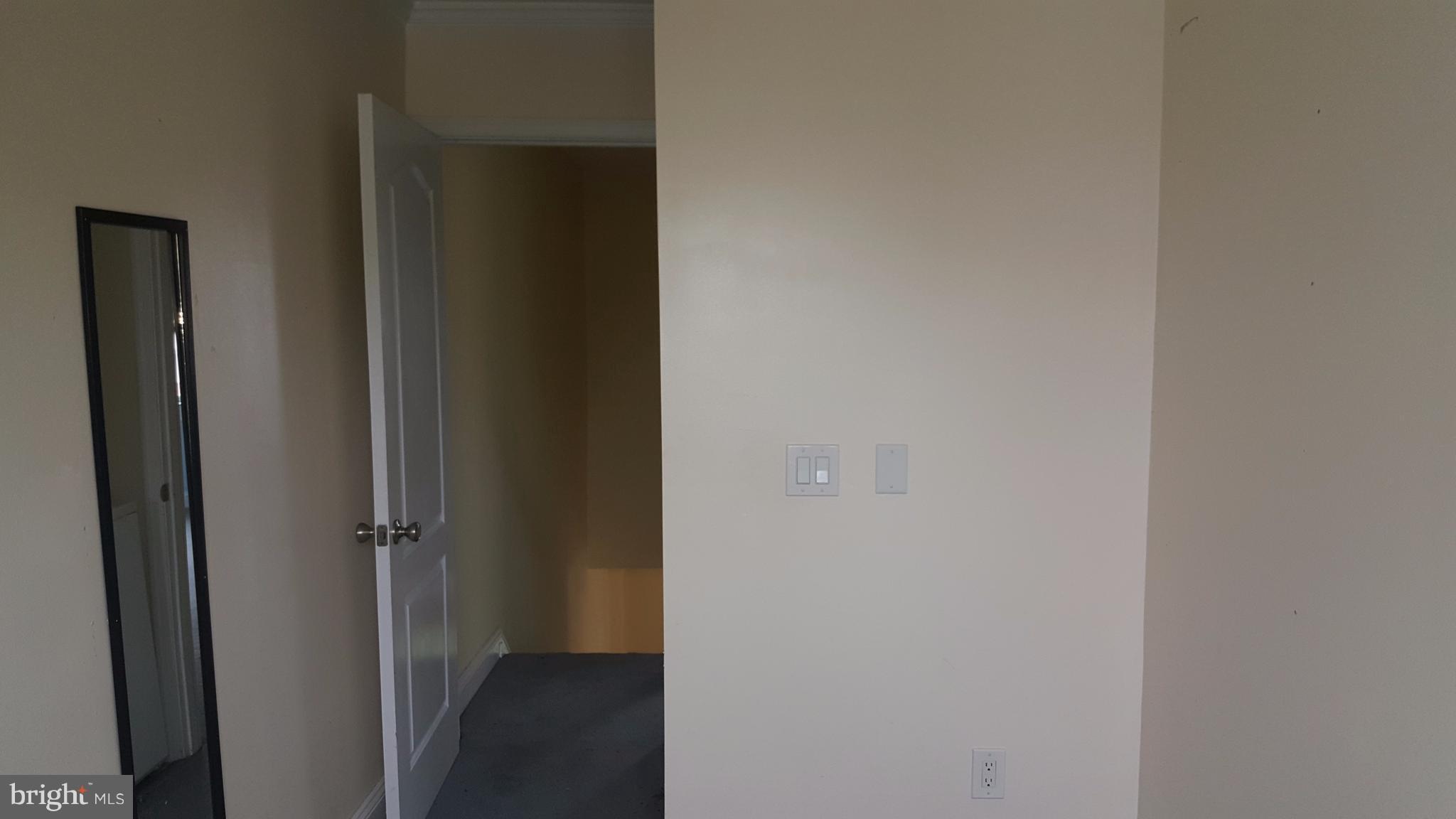 MERRITT HOMES - Residential