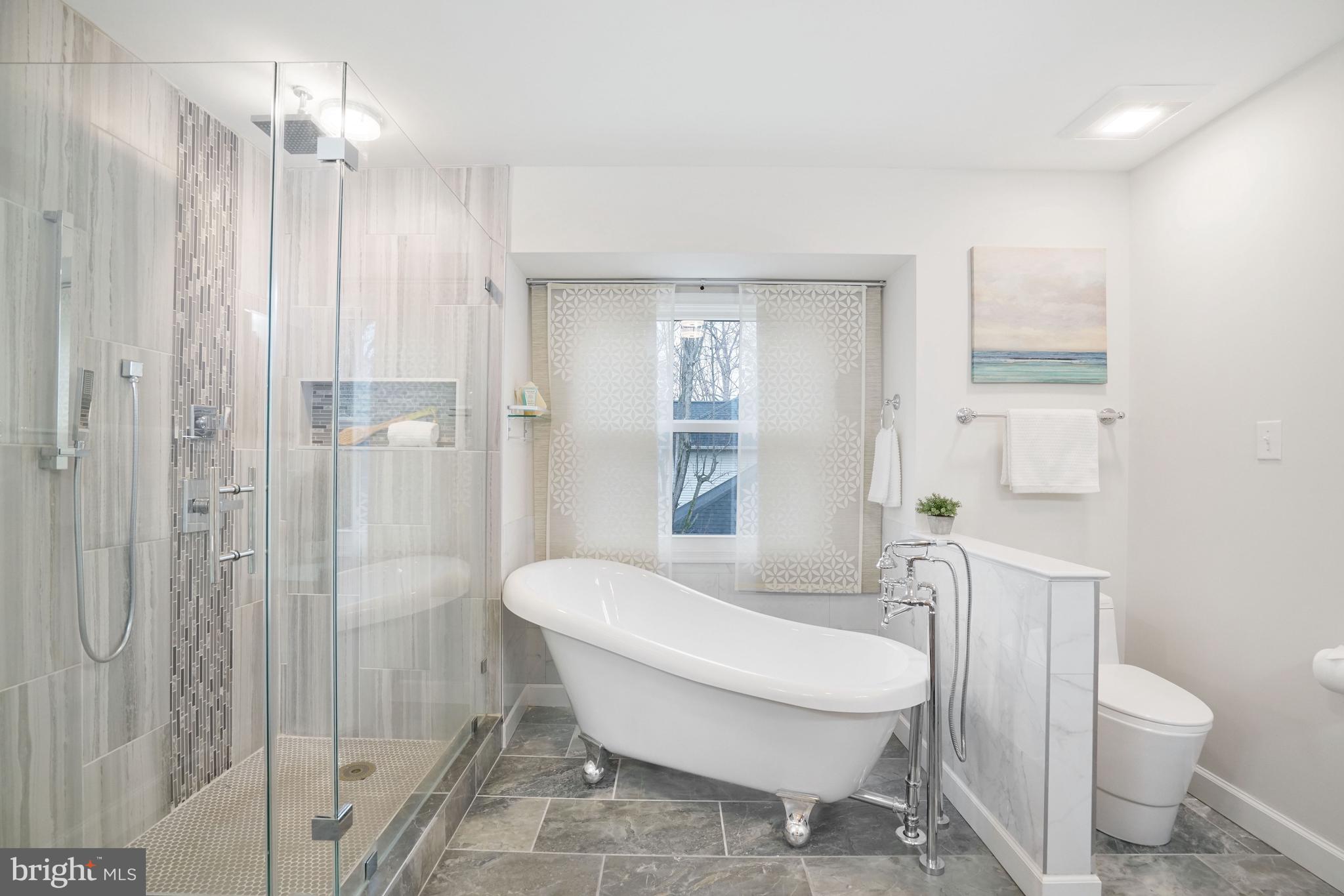 CROSSPOINTE - Residential