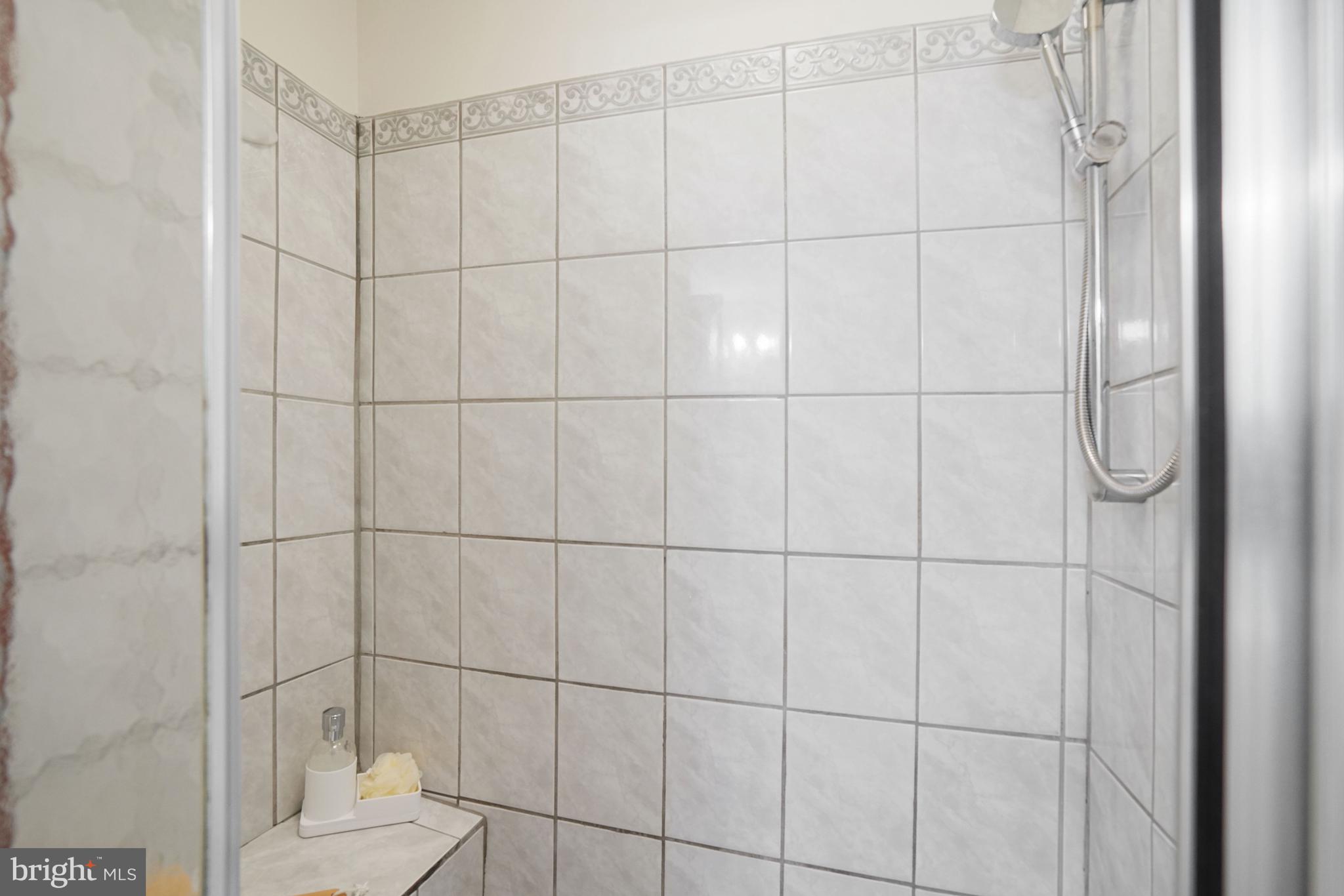 CROSSPOINTE - Residential