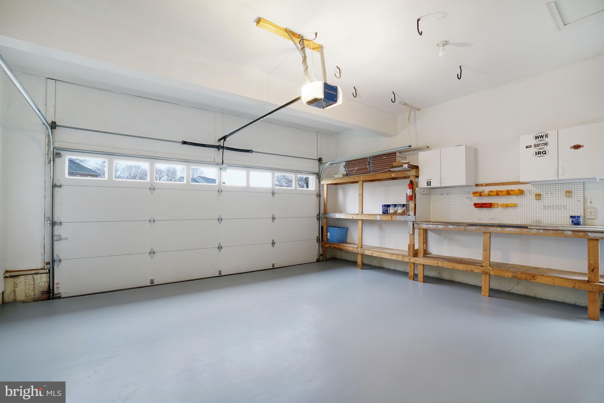 CROSSPOINTE - Residential