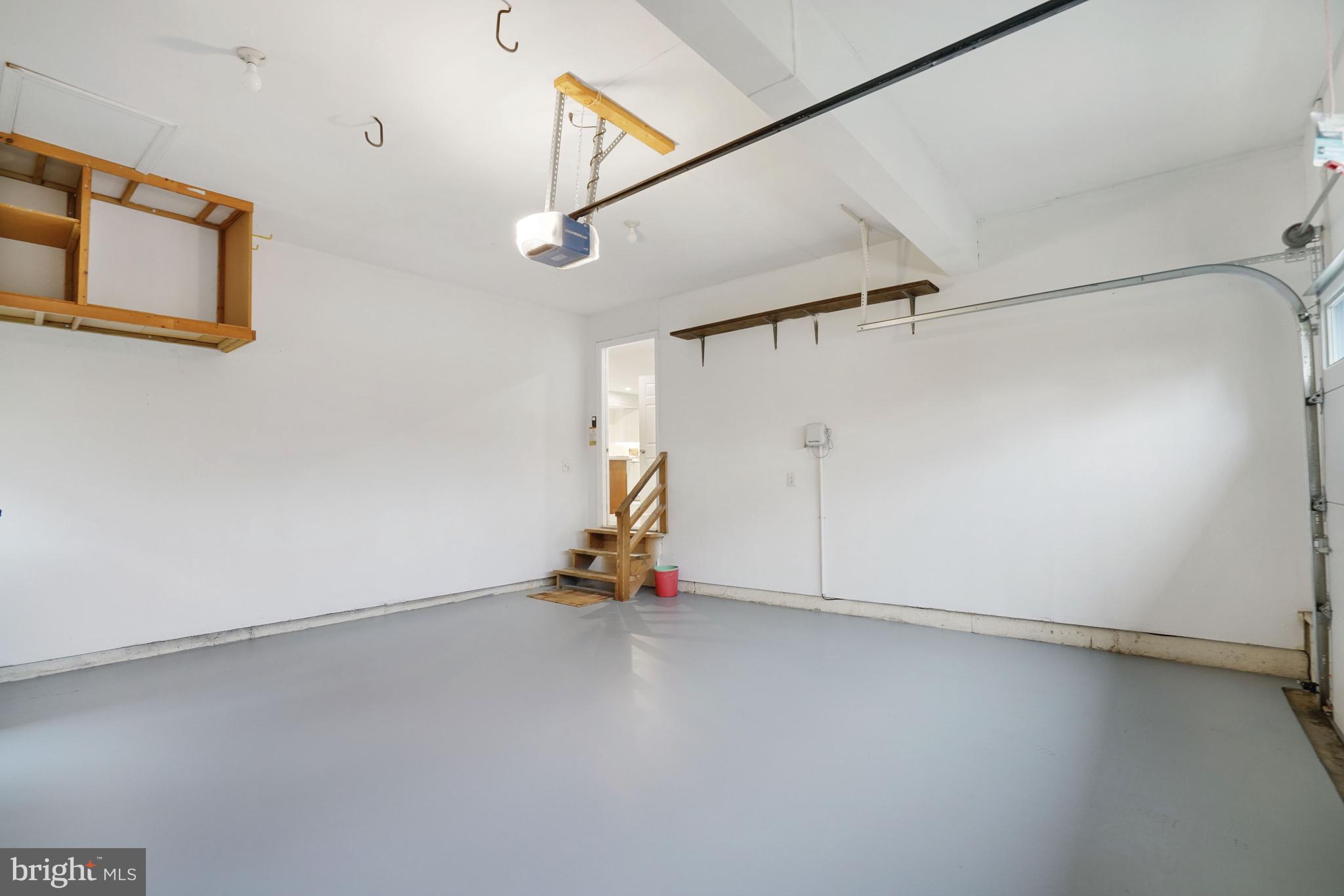 CROSSPOINTE - Residential