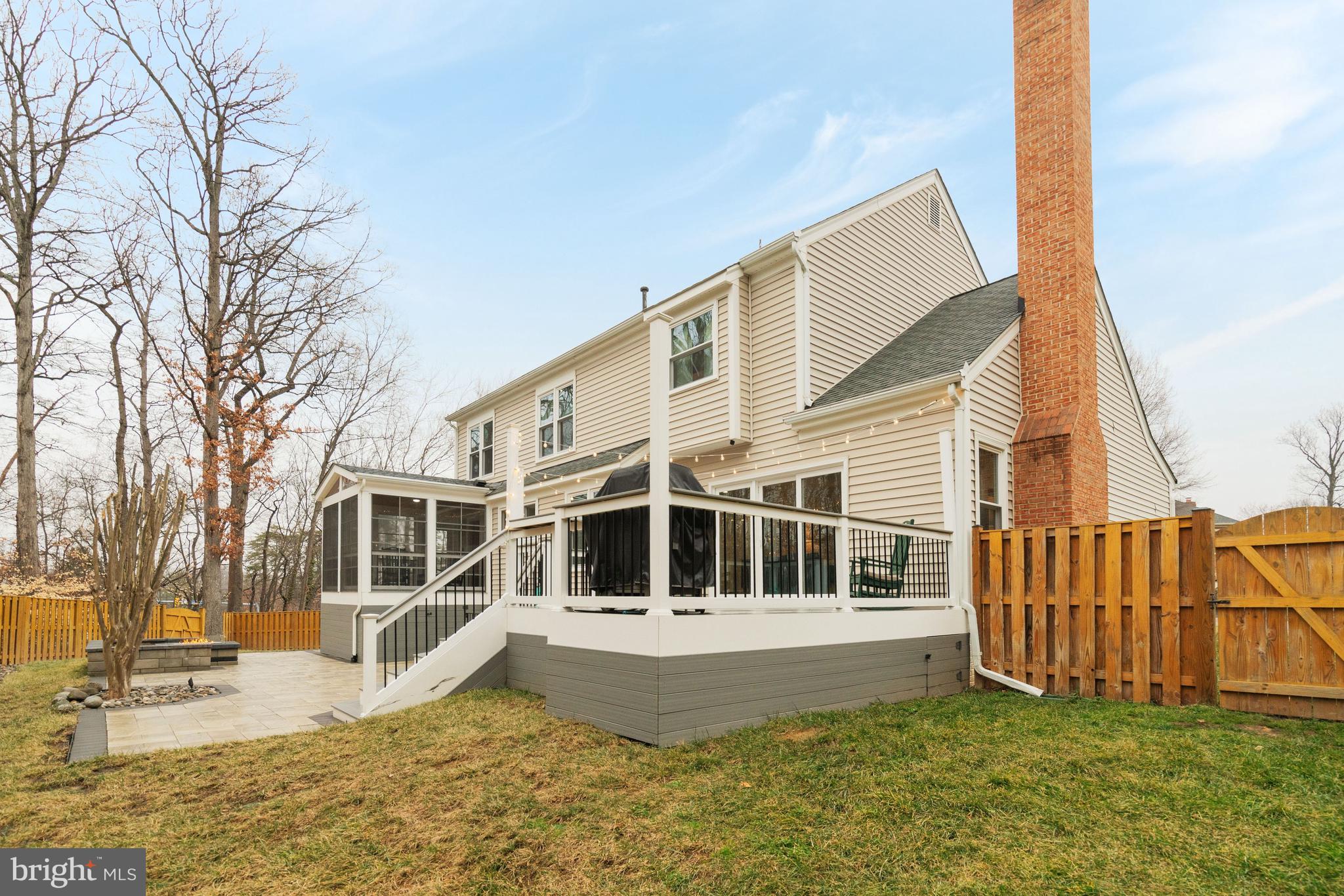 CROSSPOINTE - Residential