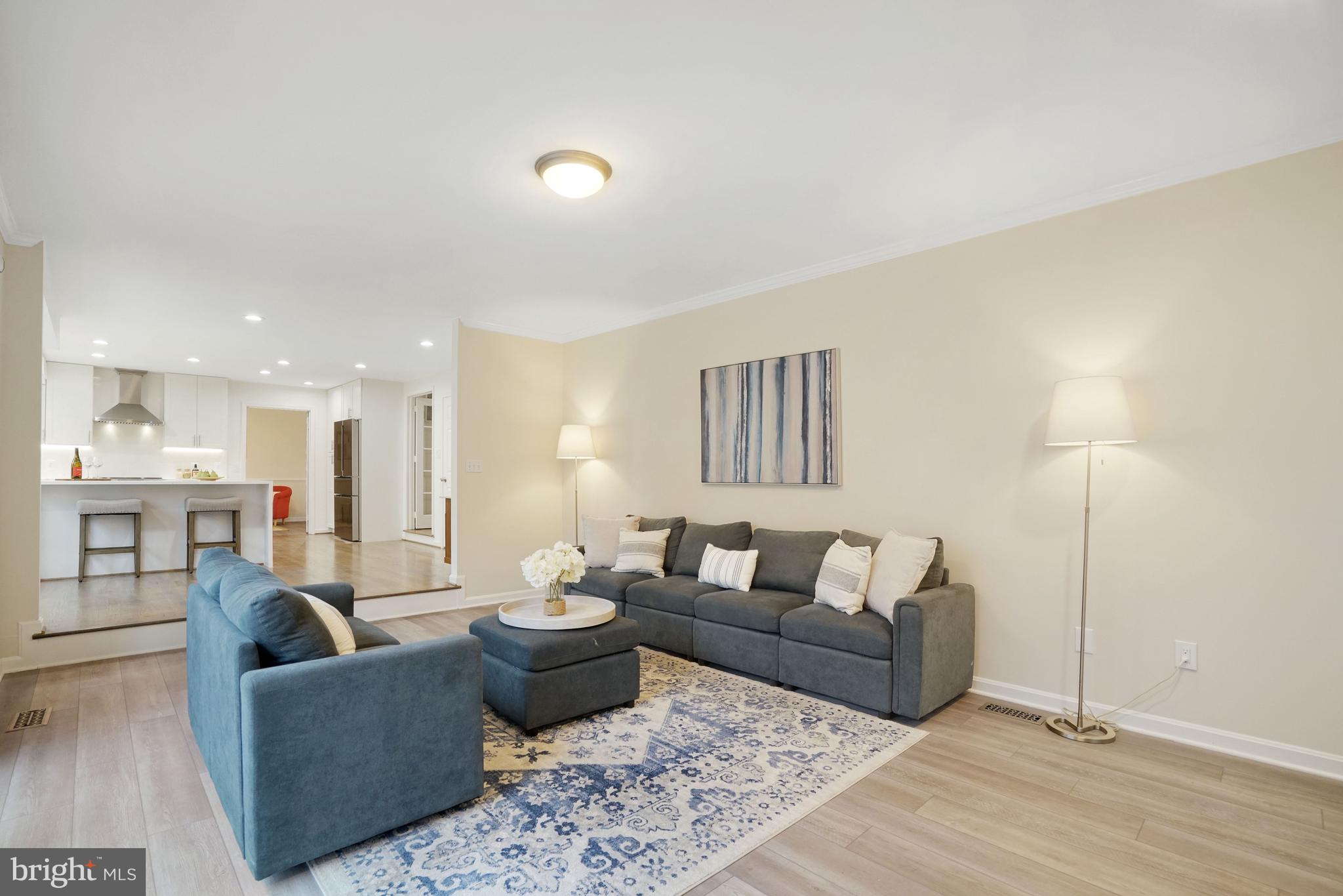 CROSSPOINTE - Residential