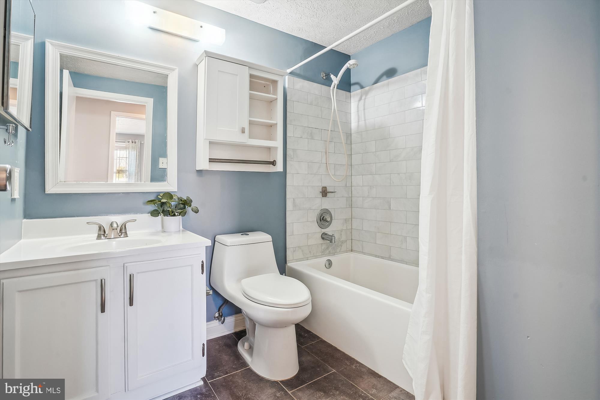 MONTCLAIR - Residential