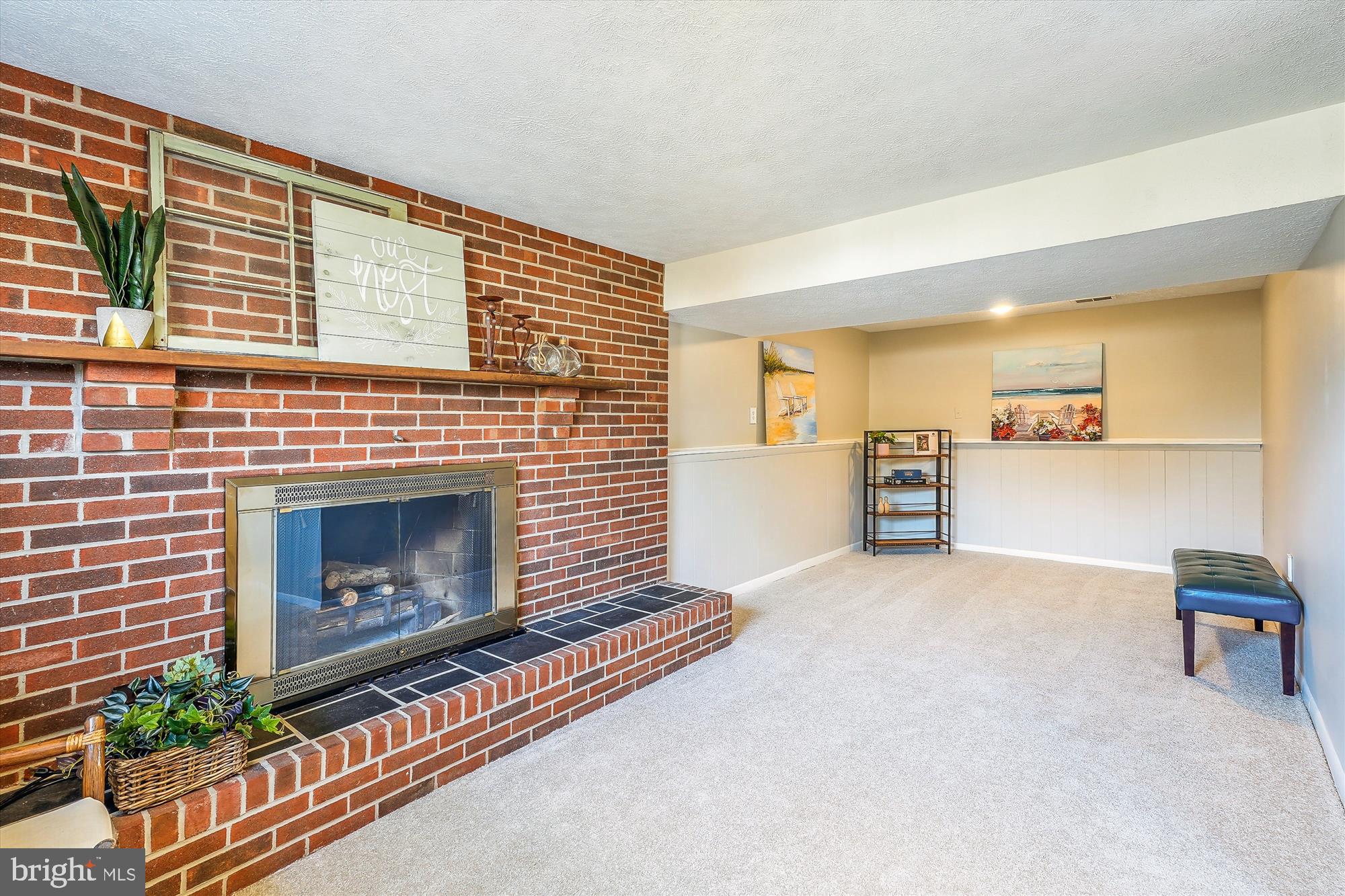 MONTCLAIR - Residential