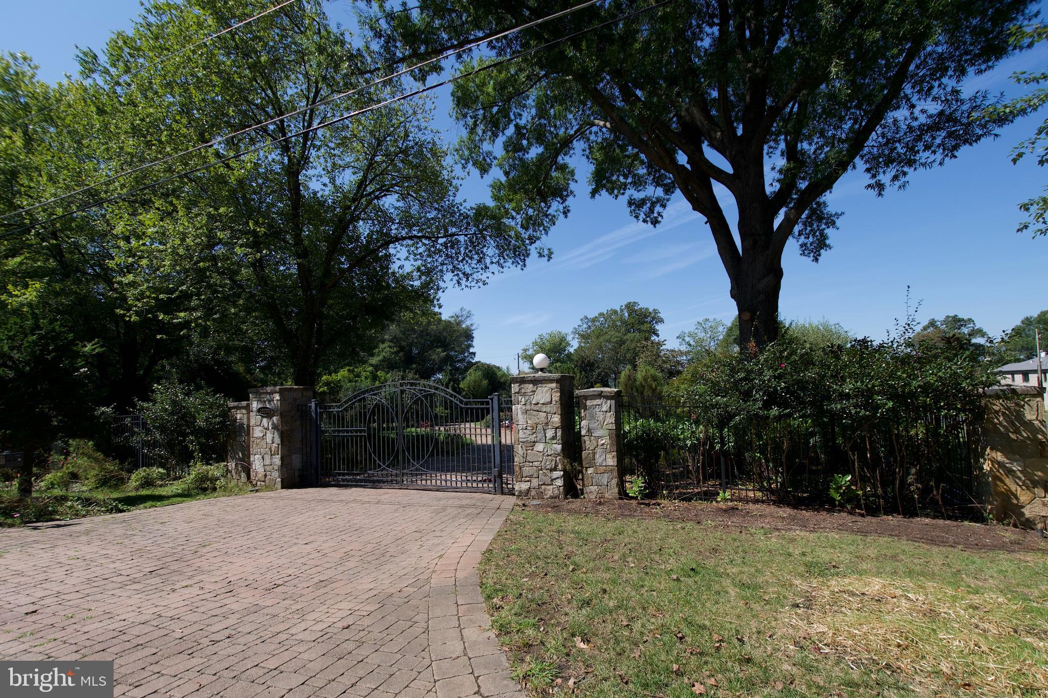 SWAN CREEK CLUB - Land