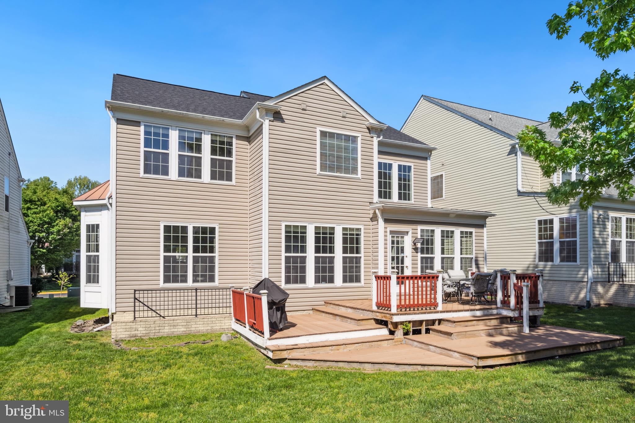 FAIRCREST - Residential