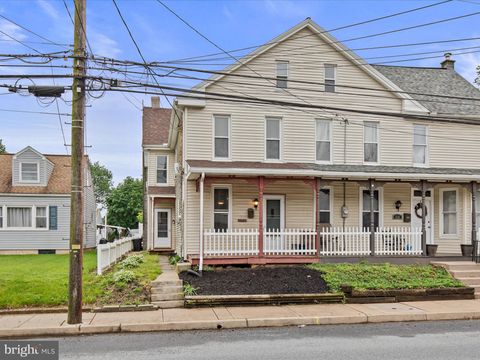 Photo of 452 E High Street, ELIZABETHTOWN, PA 17022 (MLS # PALA2069986)