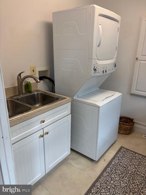 ALTOONA BEACH - Residential Lease