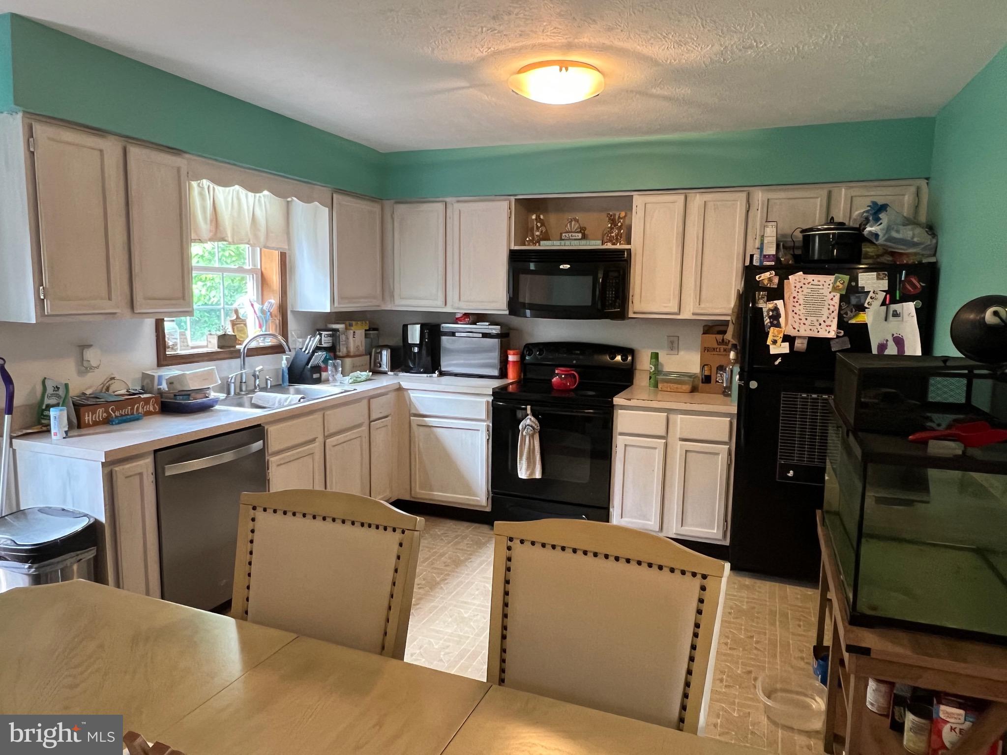 WILDFLOWER CREEK ESTATES - Residential