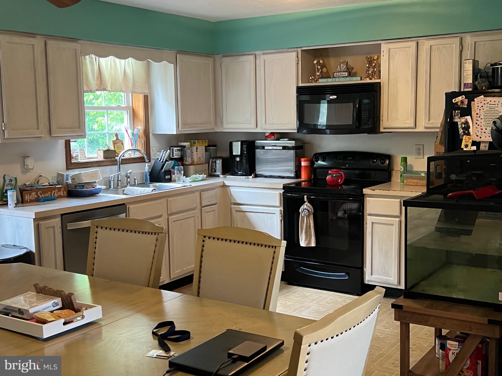 WILDFLOWER CREEK ESTATES - Residential