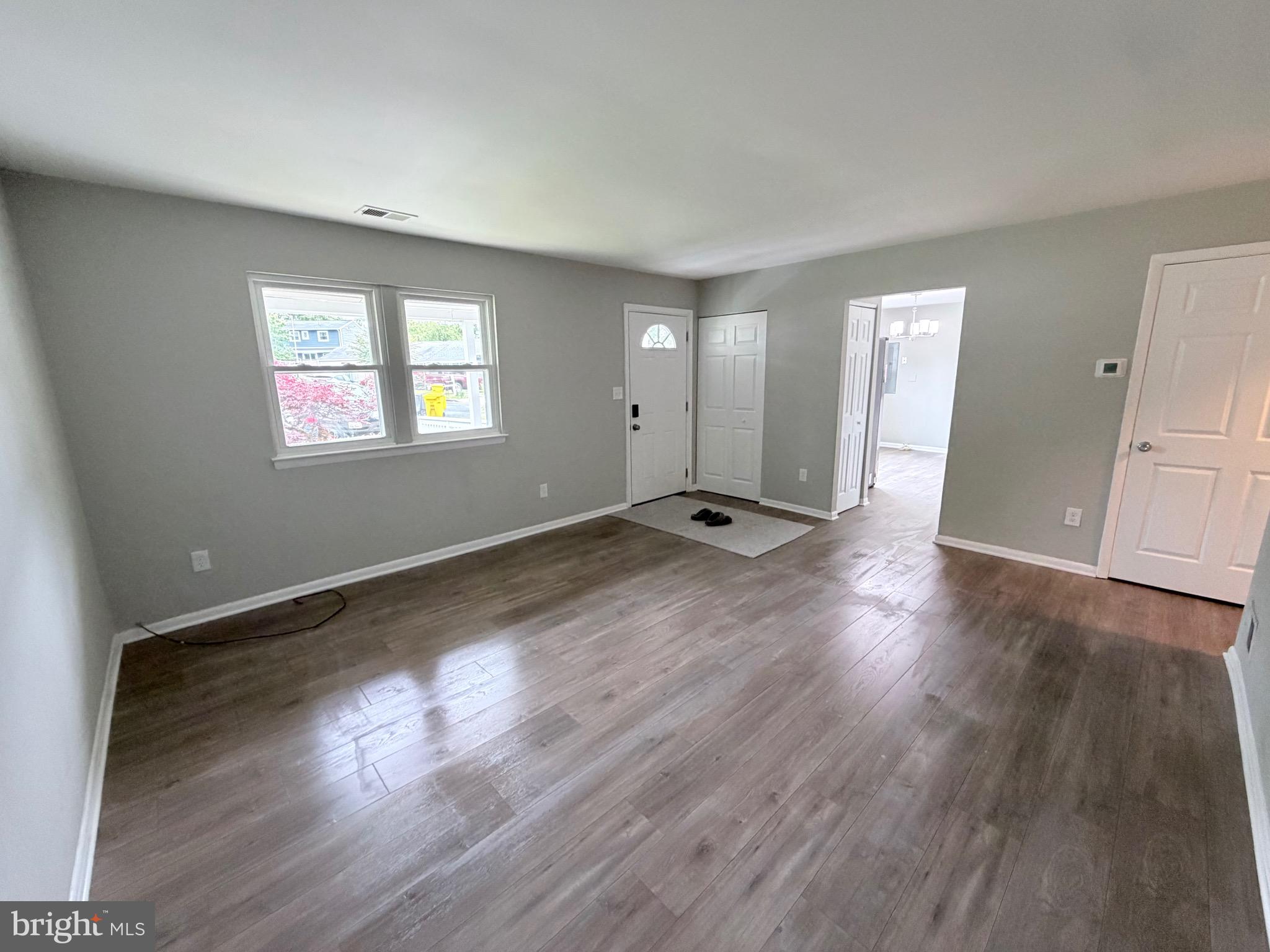 QUEENS PARK - Residential