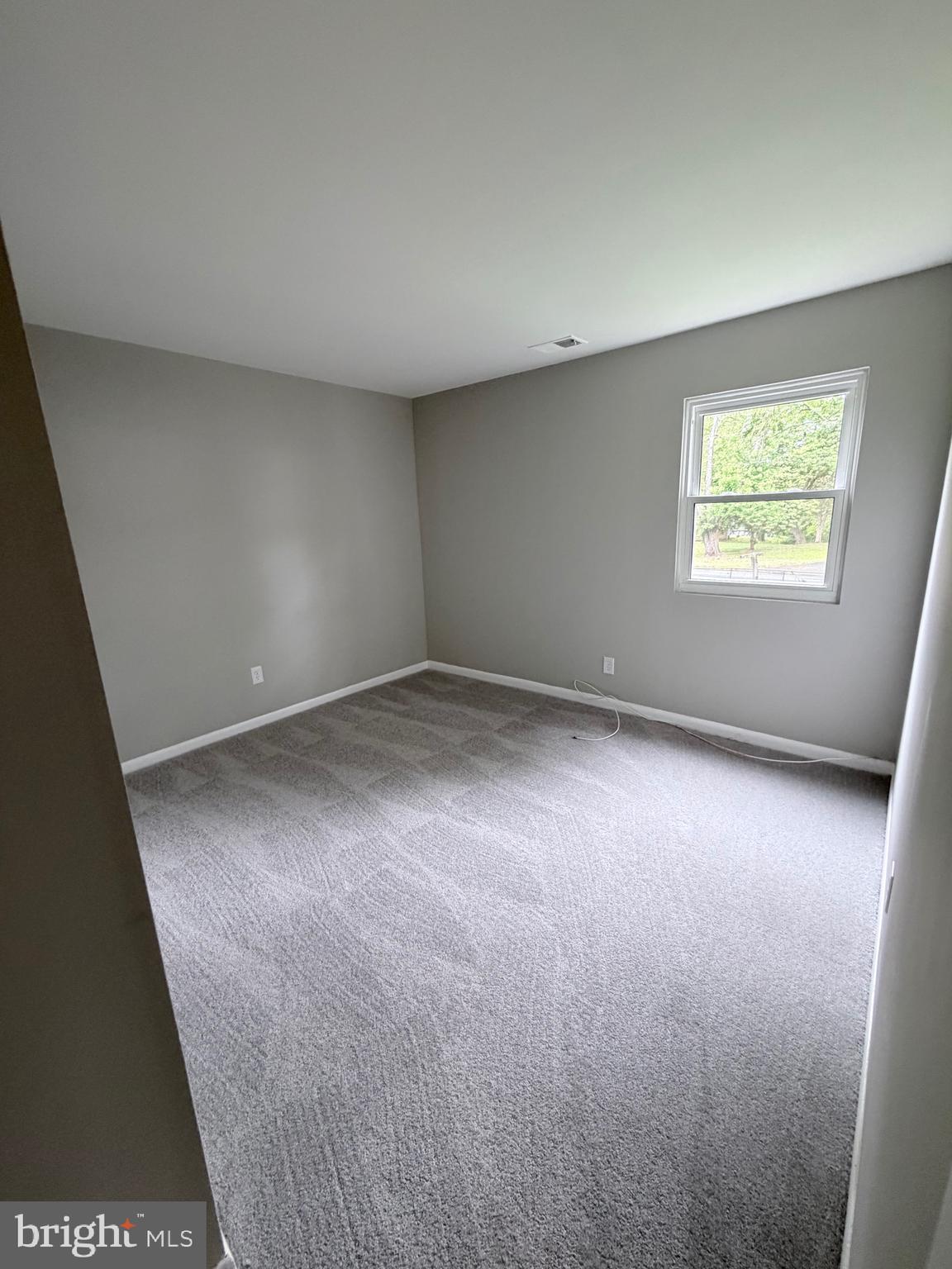 QUEENS PARK - Residential