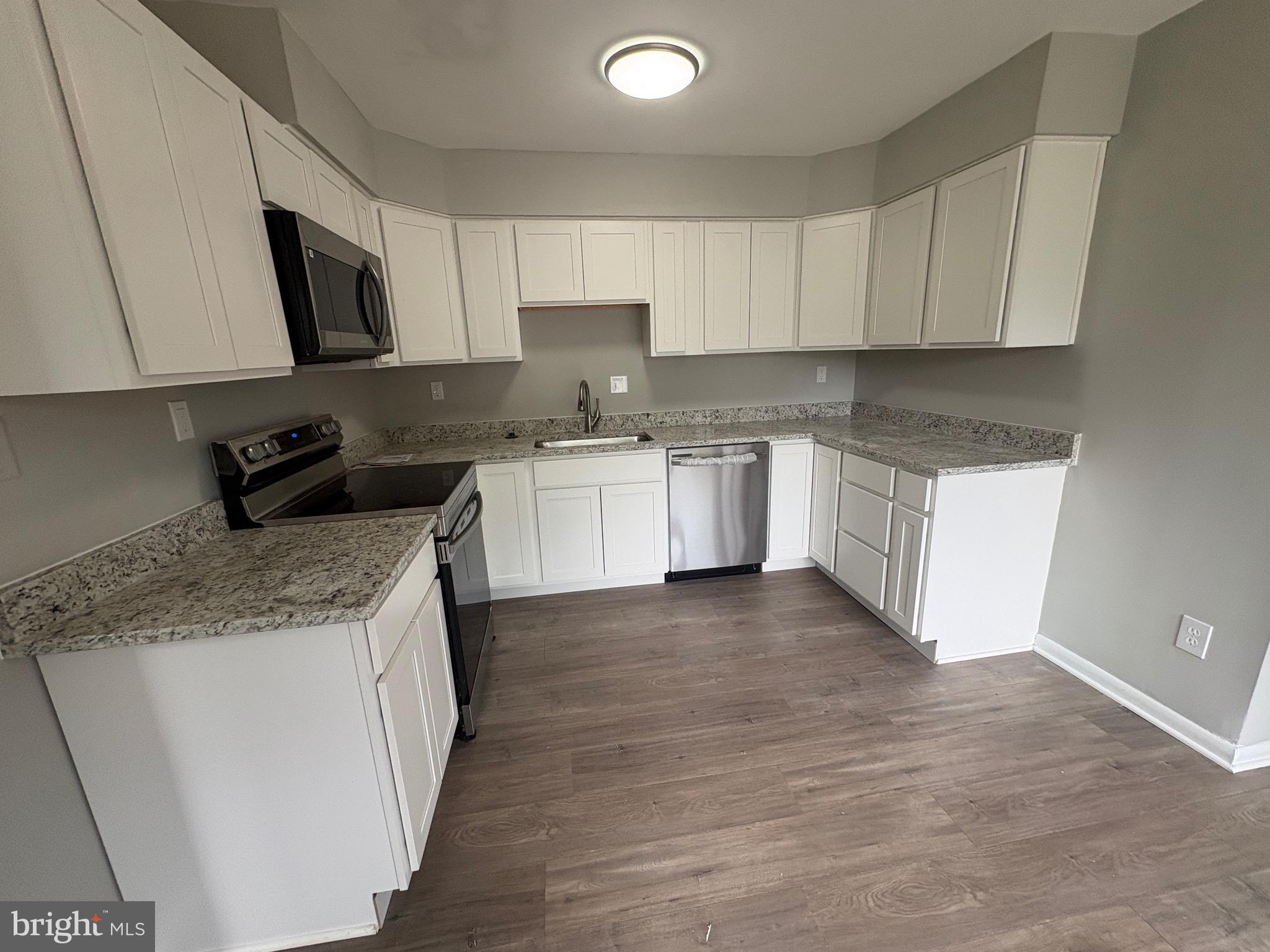 7796 FOX COURT