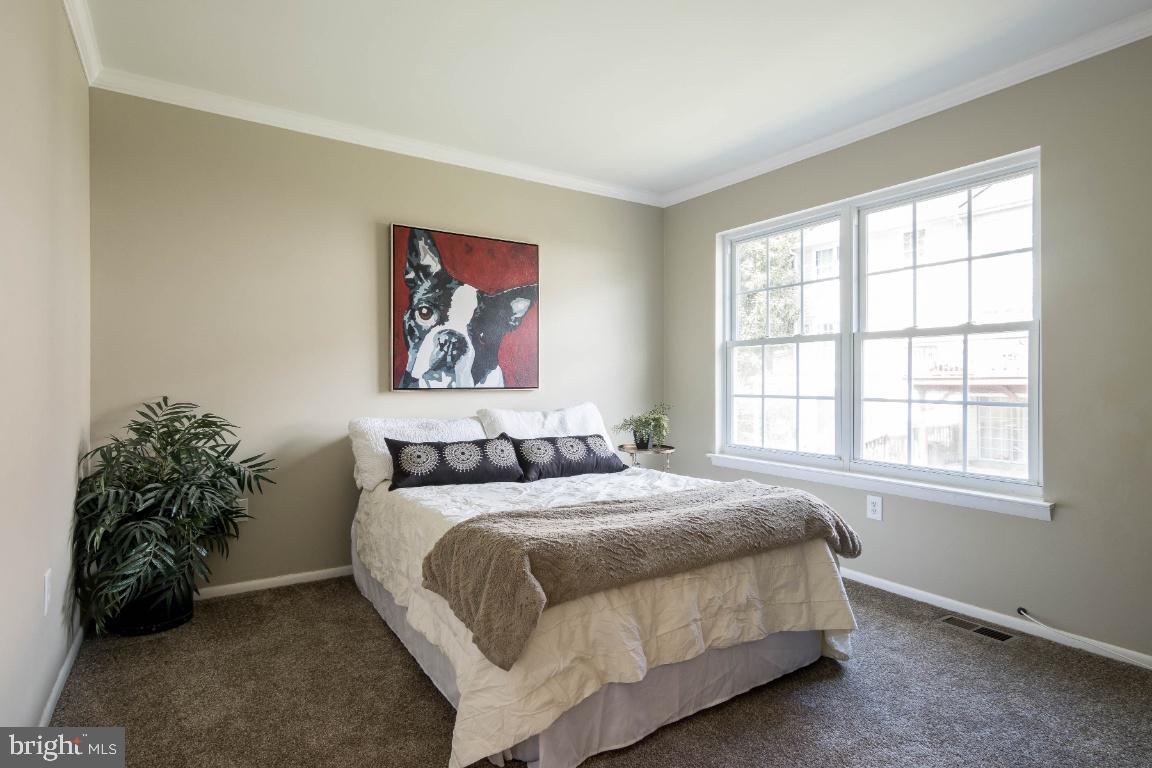 ROLLING CREST - Residential