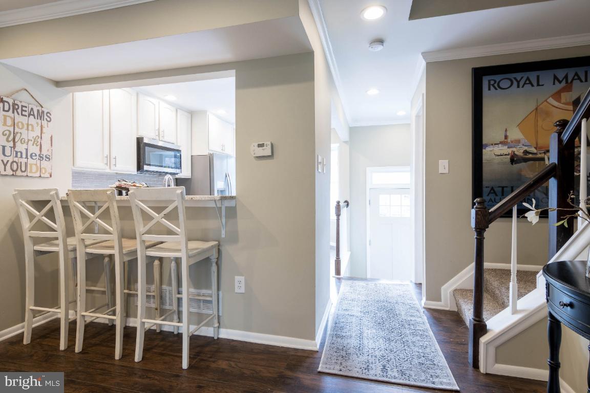 ROLLING CREST - Residential