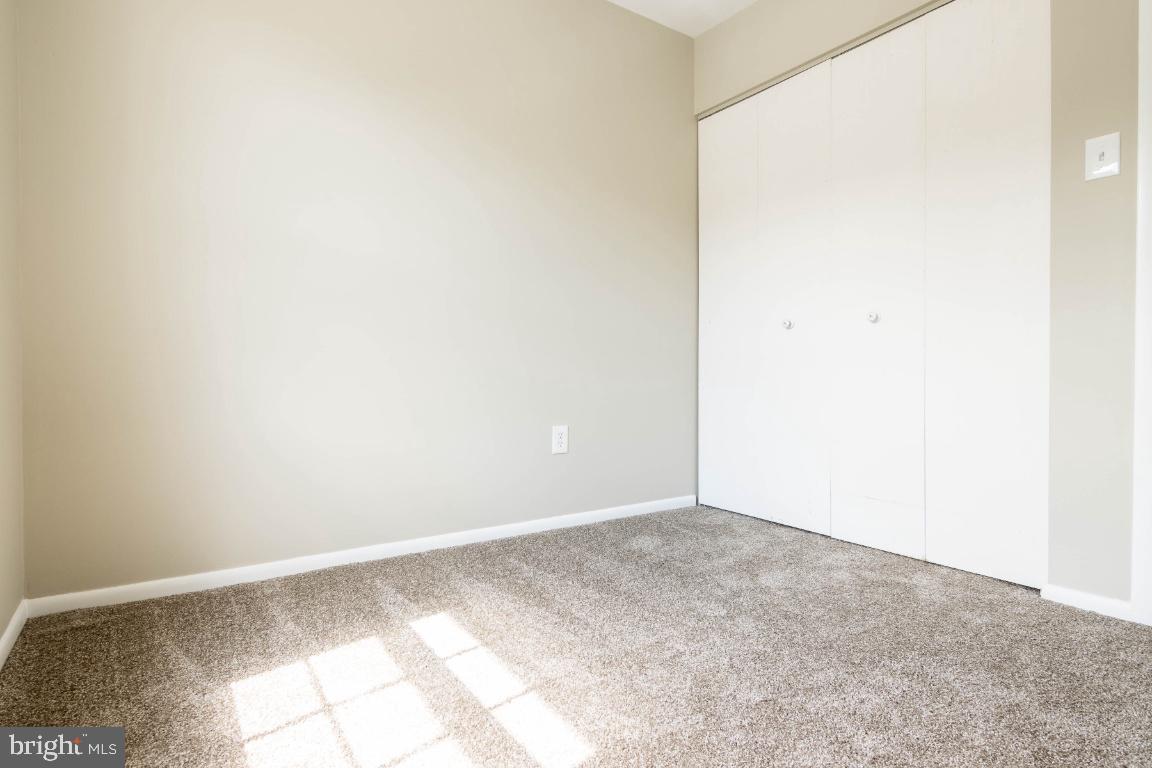 ROLLING CREST - Residential