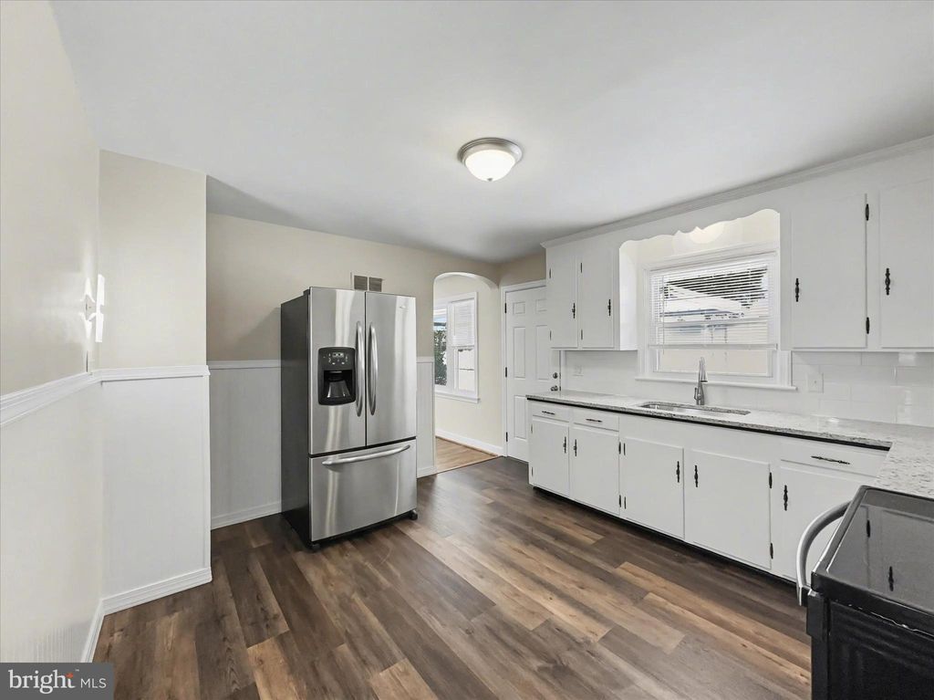 Photo of 758 Clearmount Road, YORK, PA 17403 (MLS # PAYK2097334)