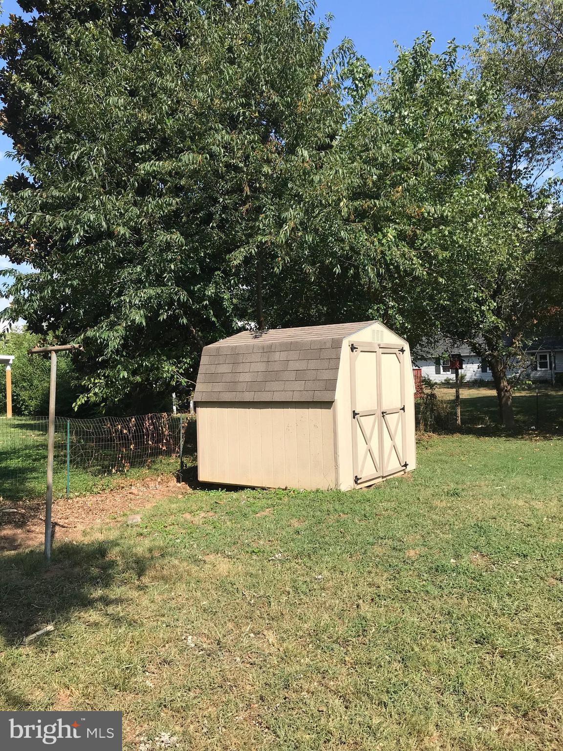 EAST CHATHAM HEIGHTS - Residential Lease