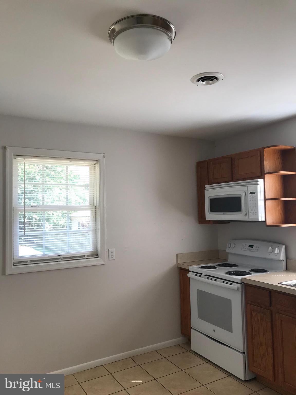 EAST CHATHAM HEIGHTS - Residential Lease