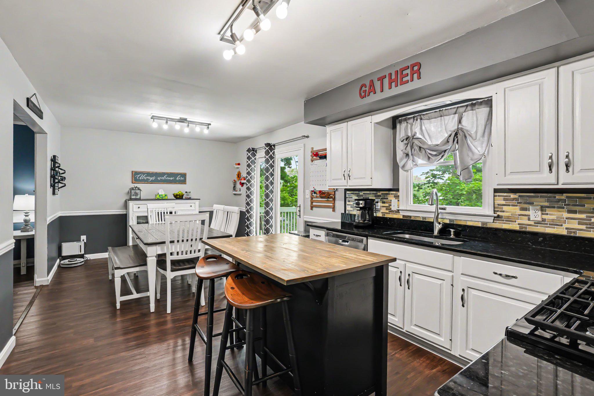SPRINGTON VILLAGE - Residential