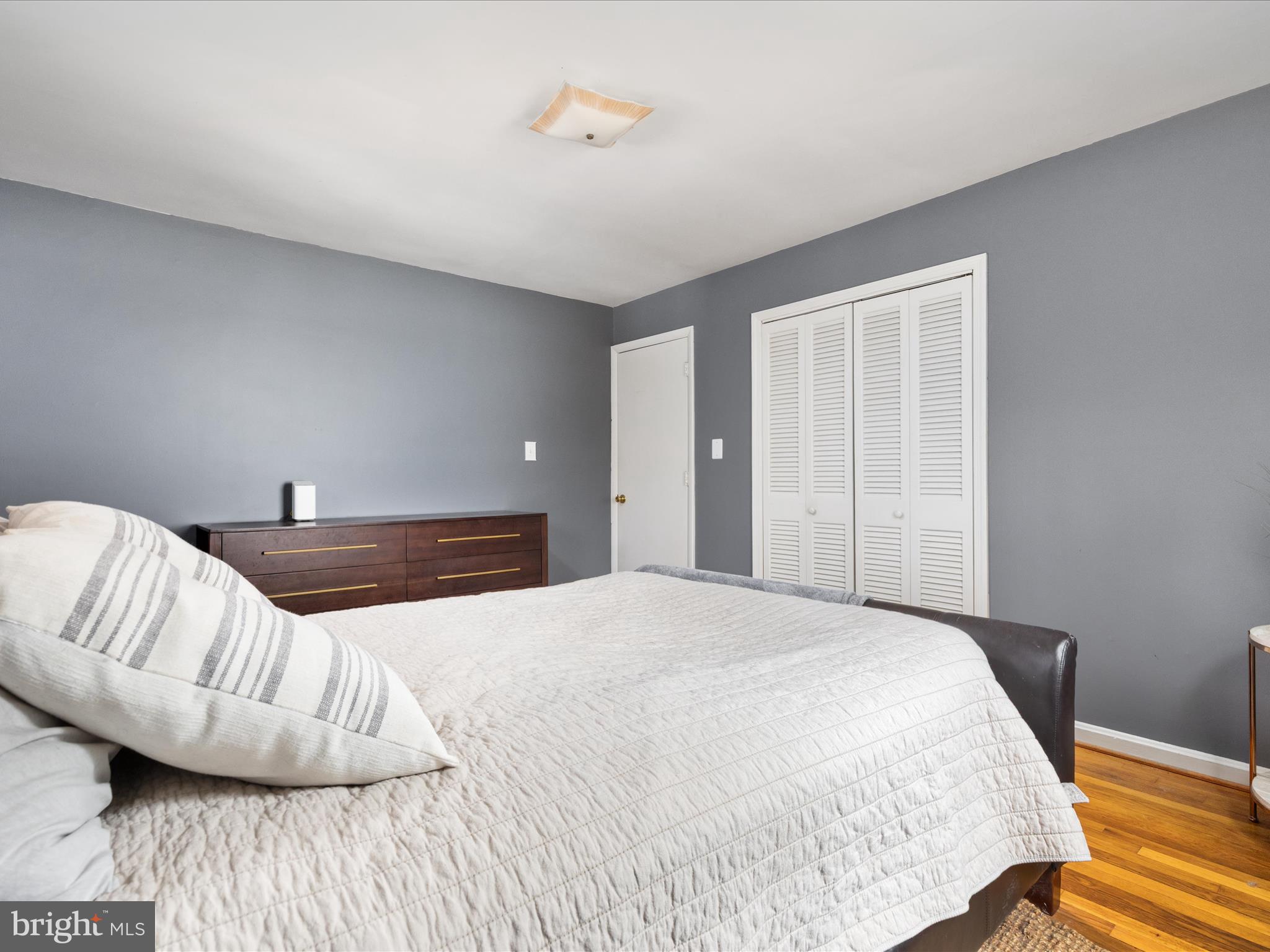 VIRGINIA HILLS - Residential