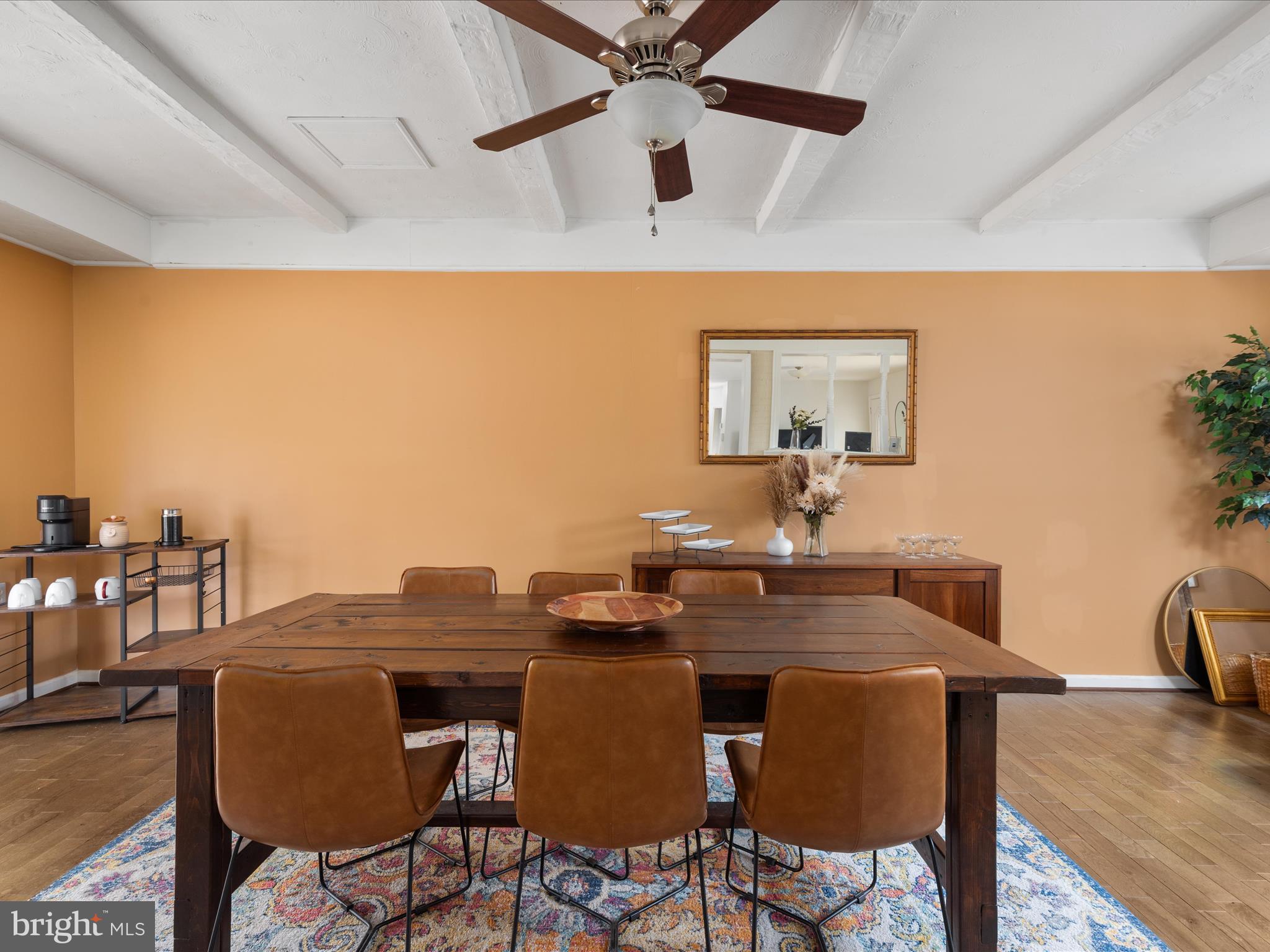 VIRGINIA HILLS - Residential