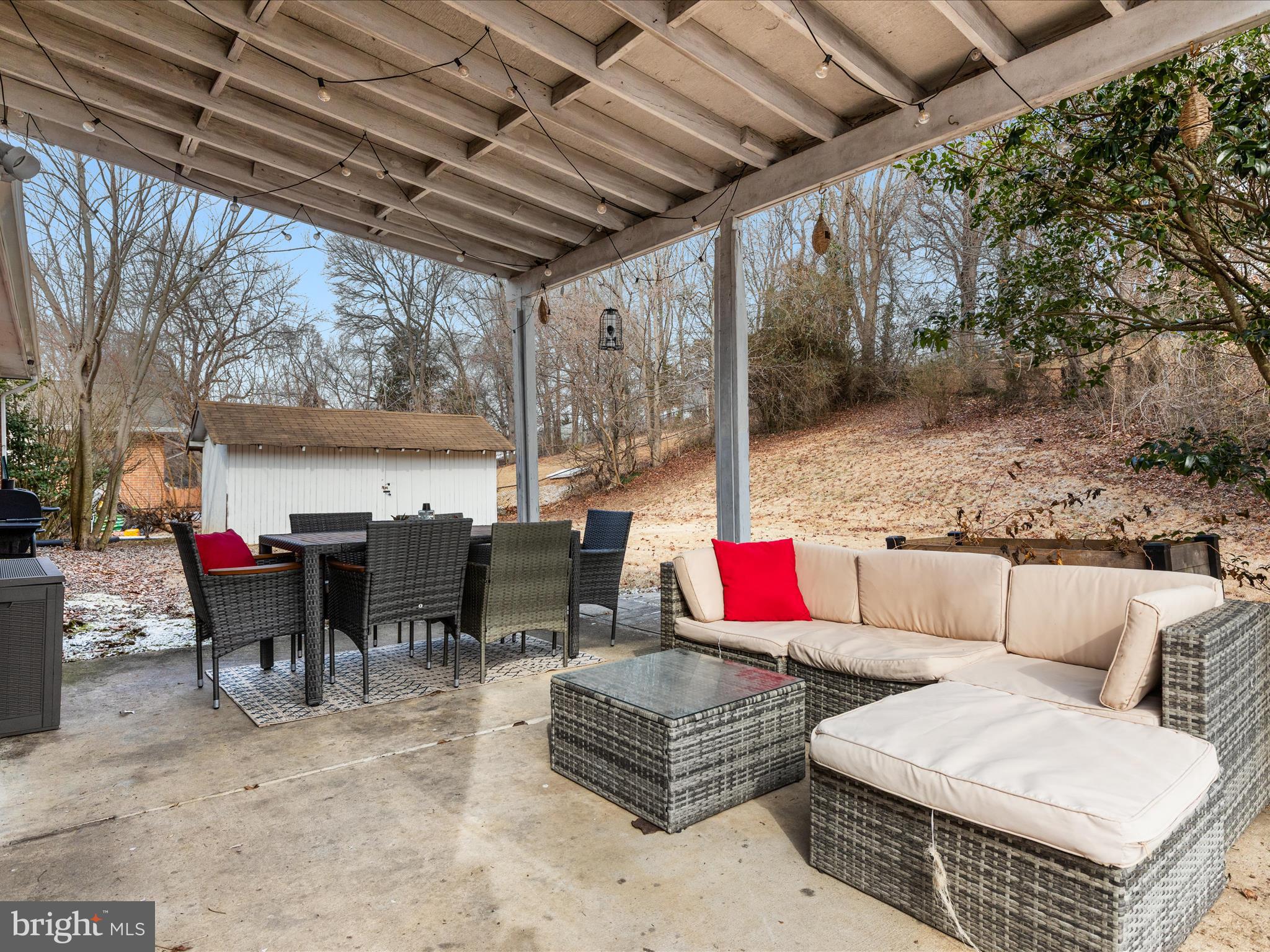 VIRGINIA HILLS - Residential