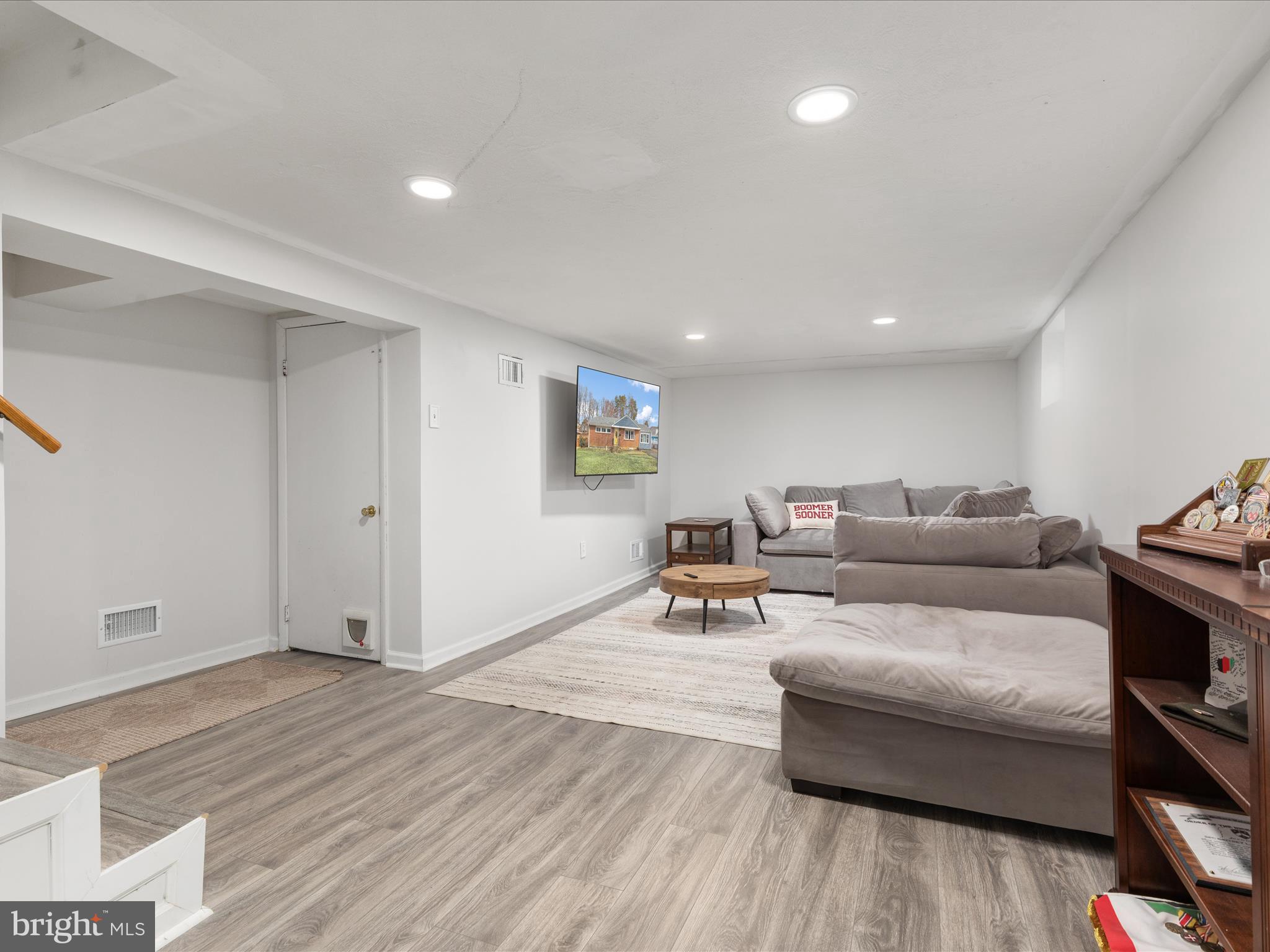 VIRGINIA HILLS - Residential