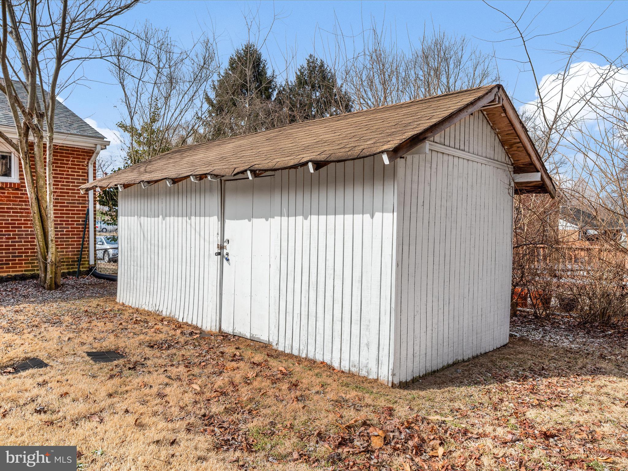 VIRGINIA HILLS - Residential