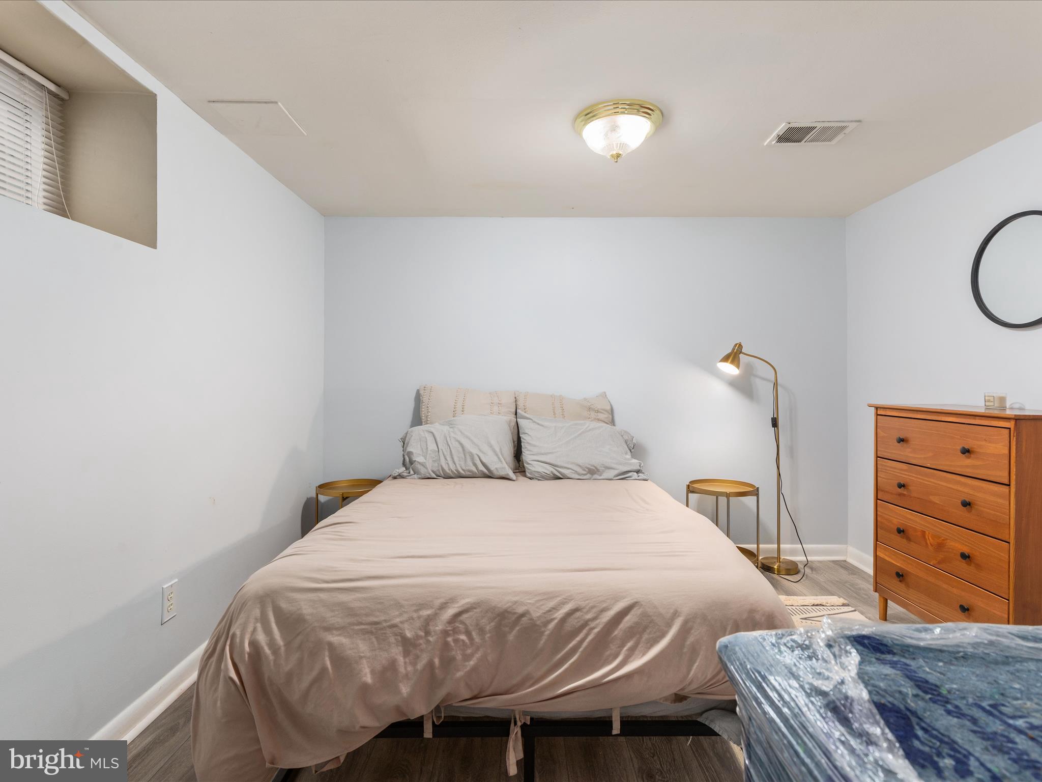 VIRGINIA HILLS - Residential