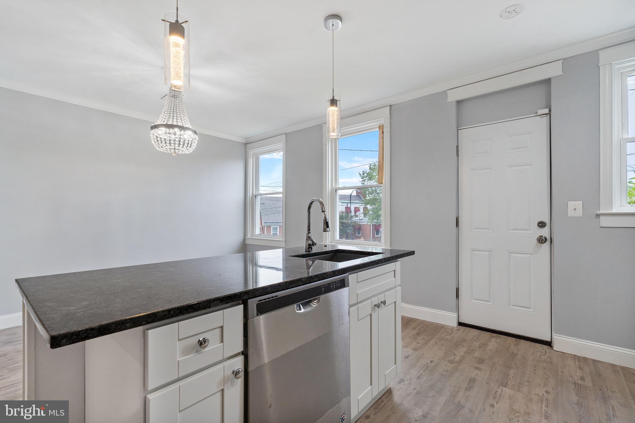 BELAIR-EDISON - Residential