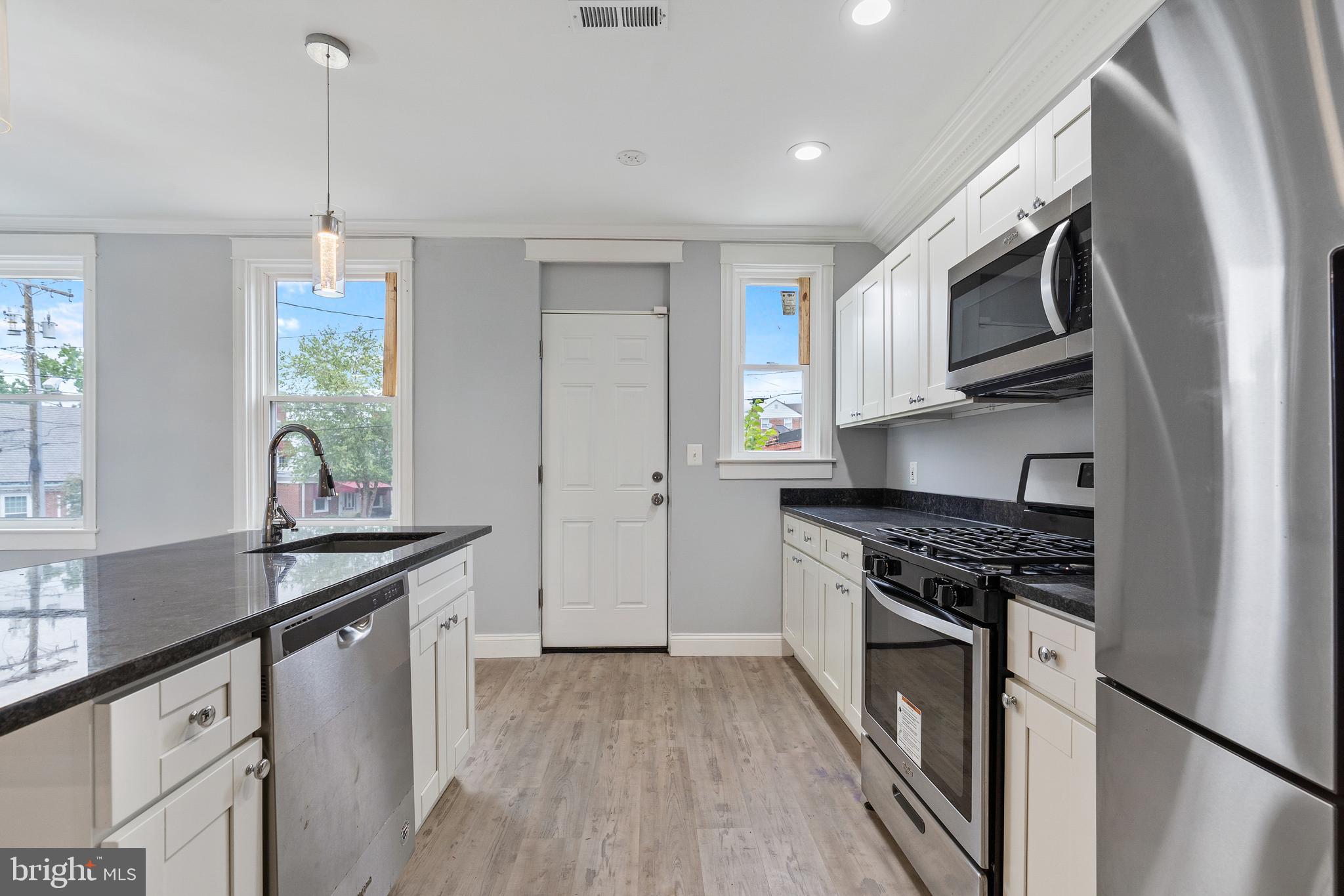 BELAIR-EDISON - Residential