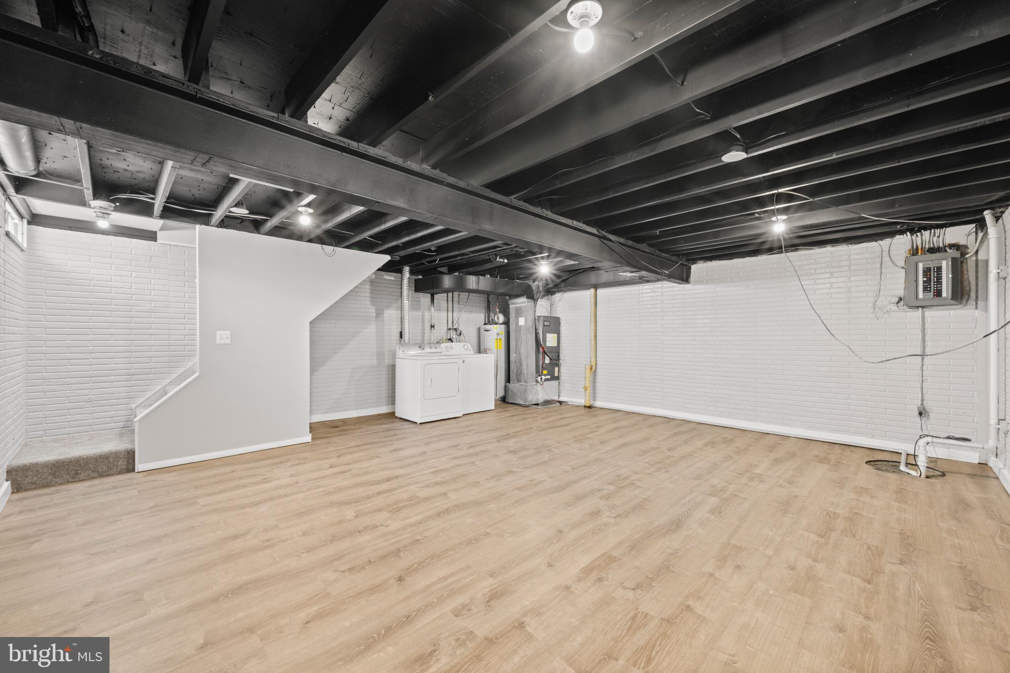 ACADEMY ACRES - Residential