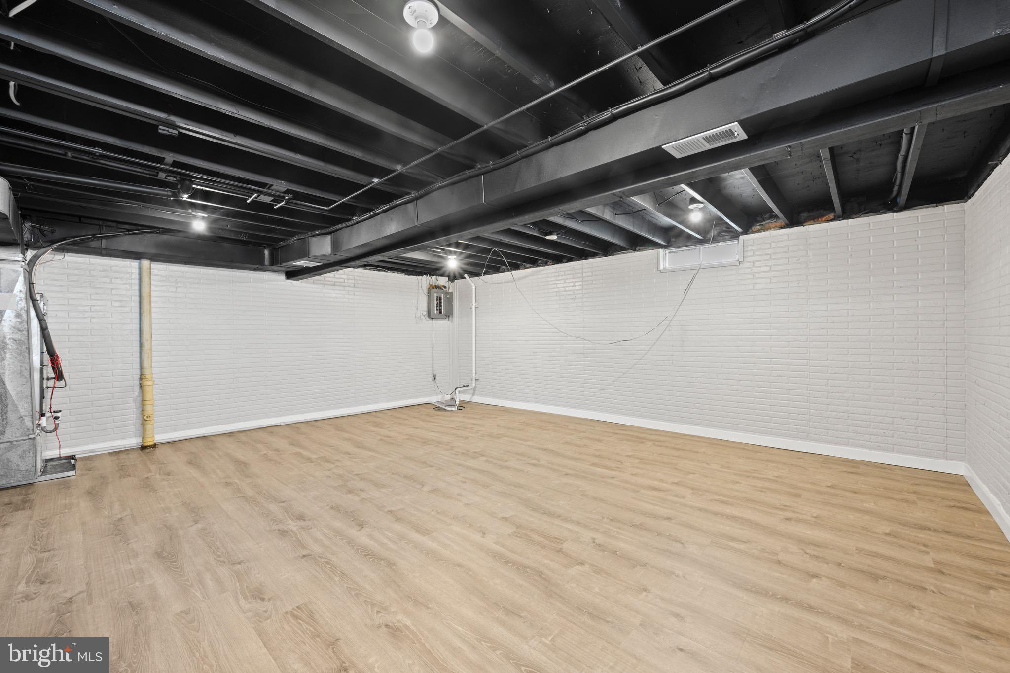 ACADEMY ACRES - Residential