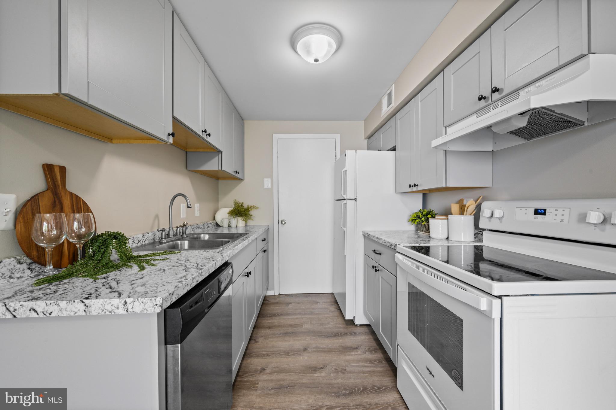 ACADEMY ACRES - Residential