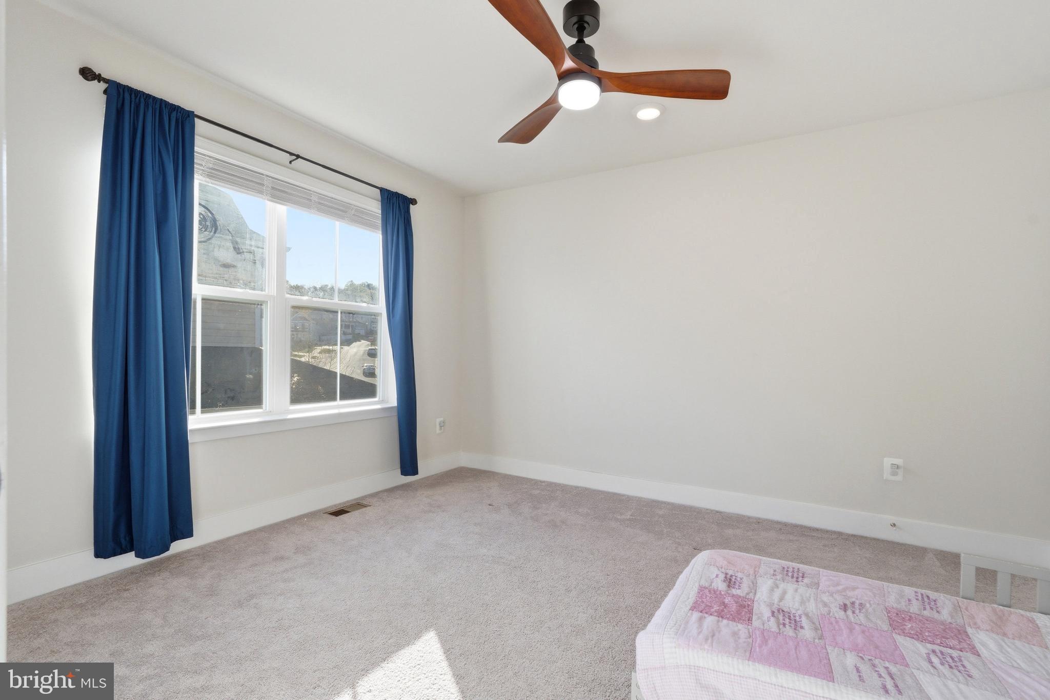 SYCAMORE RIDGE - Residential