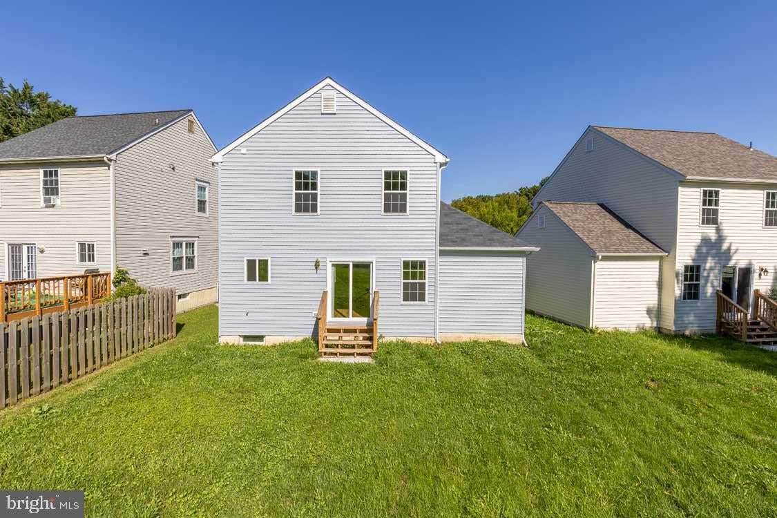 12106 SONGBIRD LANE