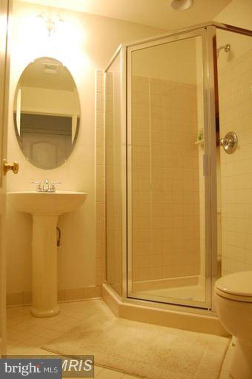 FONTAINE AT PRESIDENTS - Residential Lease