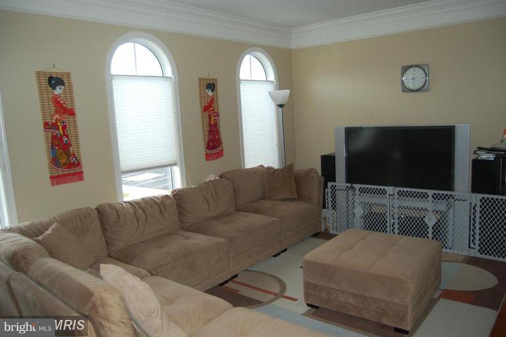 FONTAINE AT PRESIDENTS - Residential Lease