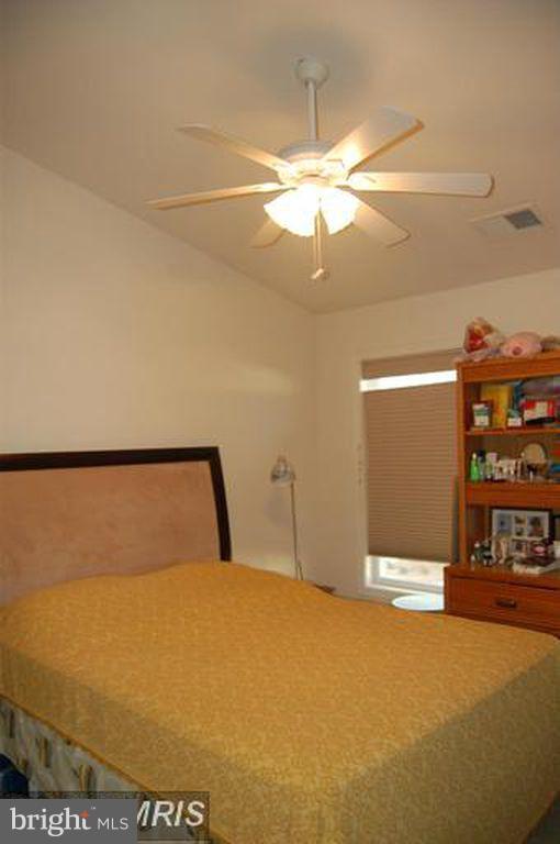 FONTAINE AT PRESIDENTS - Residential Lease