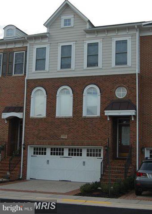 FONTAINE AT PRESIDENTS - Residential Lease