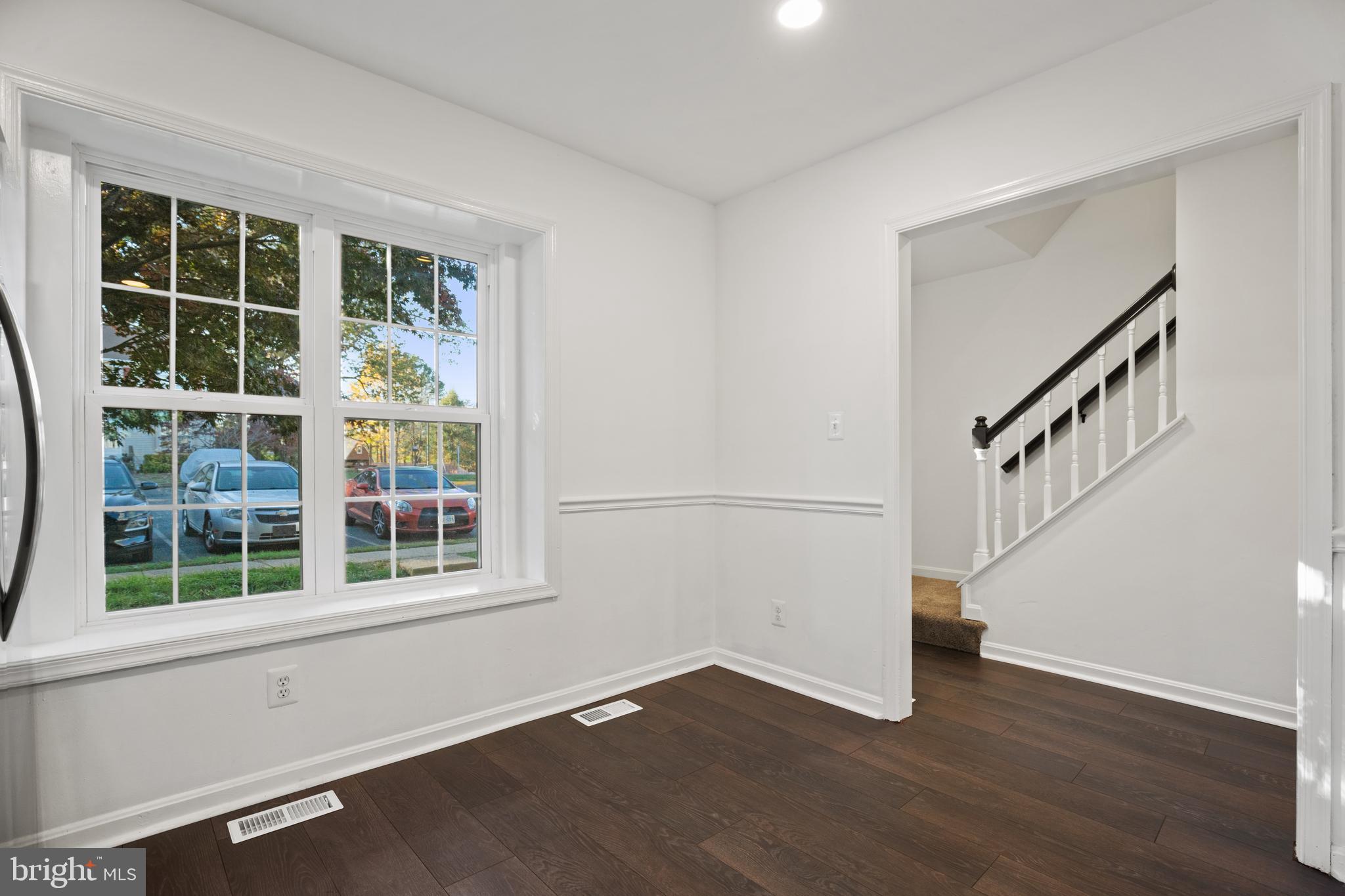 TALL OAKS - Residential Lease